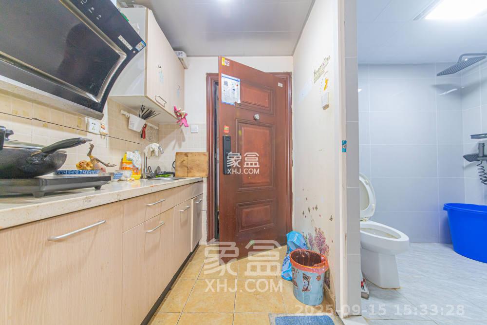 花漾年华（桂花园）  1室1厅1卫    1200.0元/月室内图