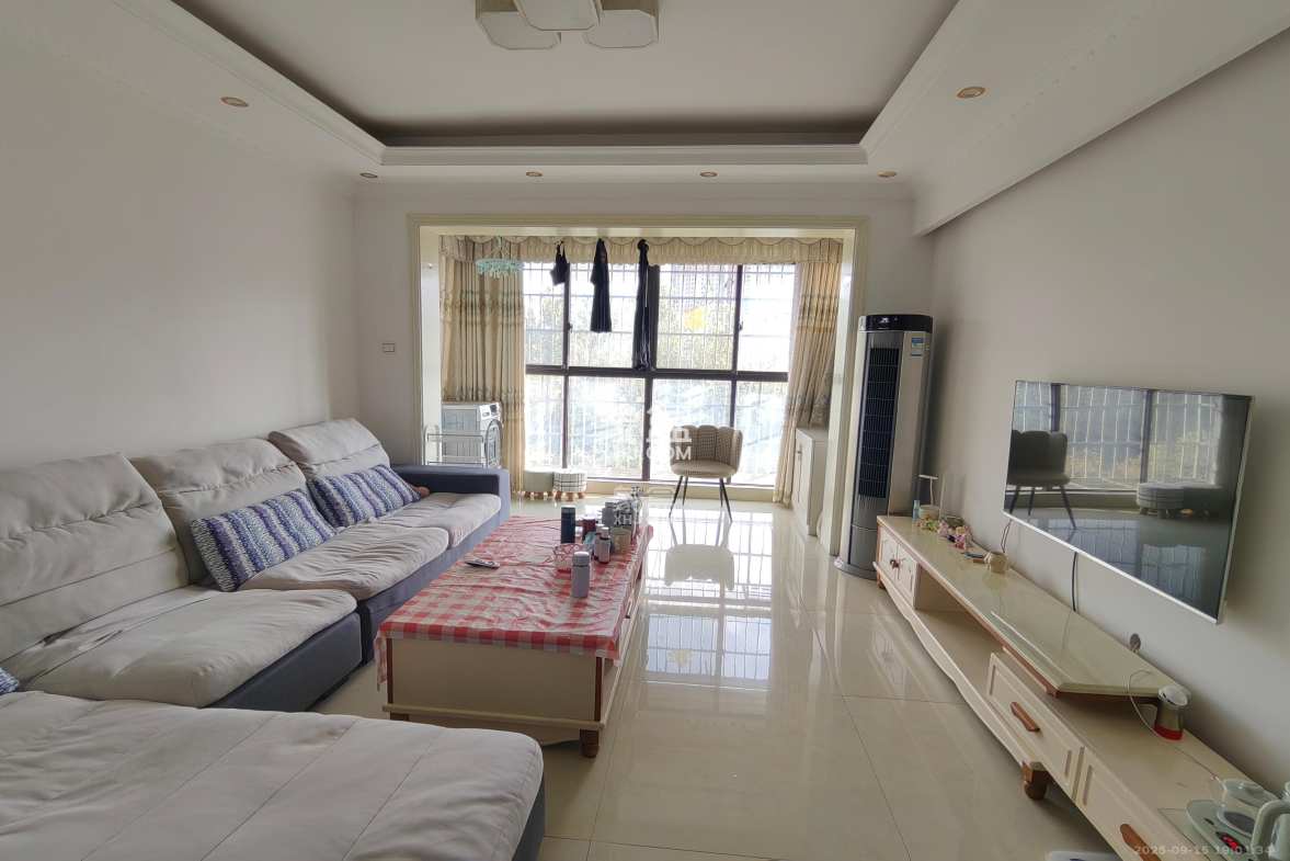 丰园城(鄱阳小区二期) 2室2厅1卫 1650.00元/月 丰园城(鄱阳小区二期) 2室2厅1卫 1650.00元/月室内图