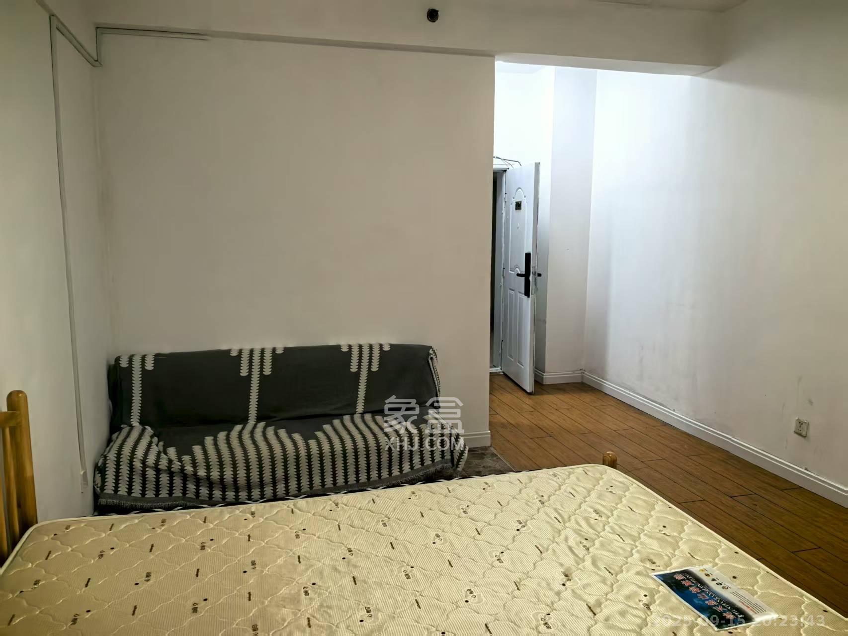 锦华时代  1室1厅1卫    1100.0元/月室内图