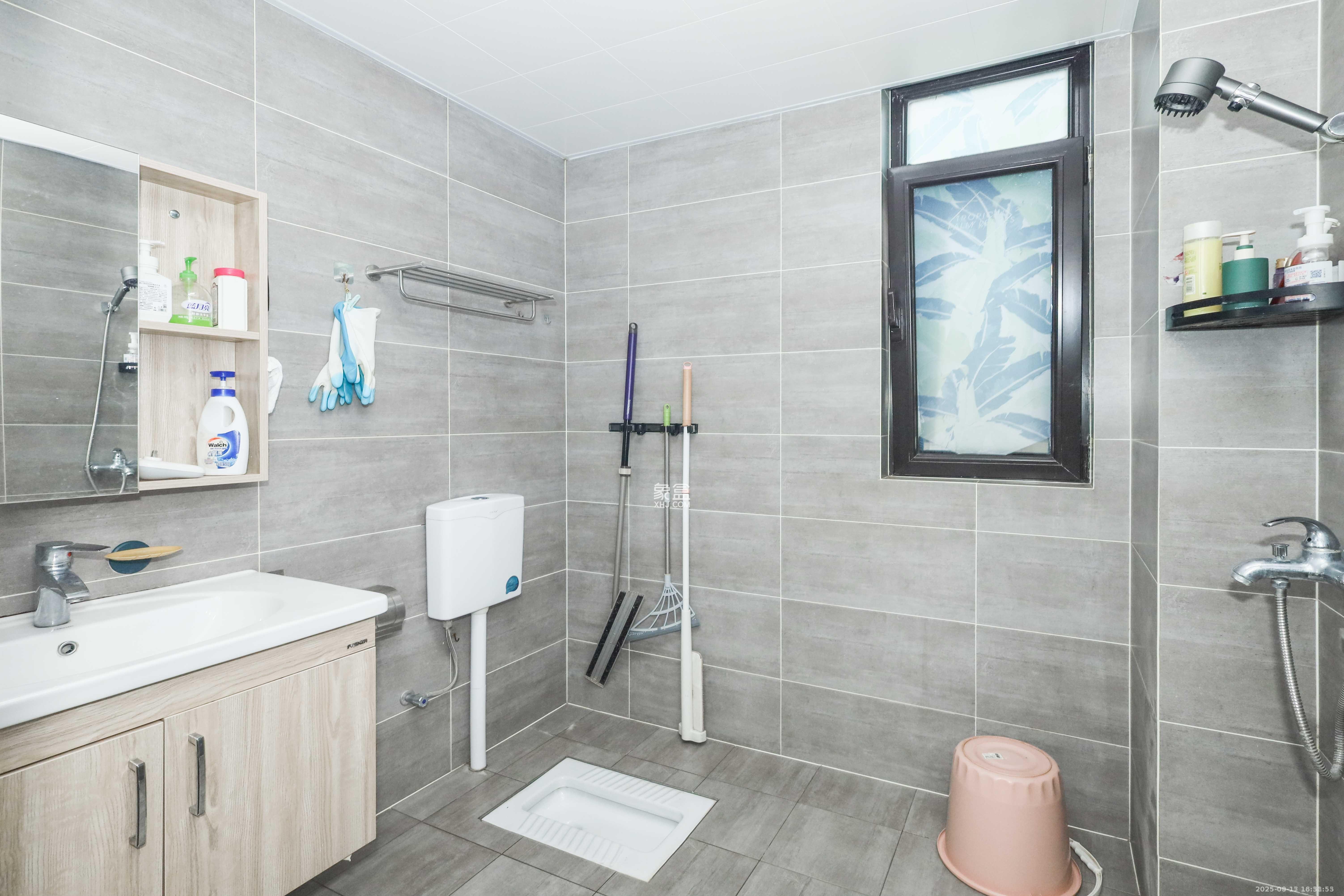 晟通牡丹舸  3室2厅2卫    6500.0元/月室内图