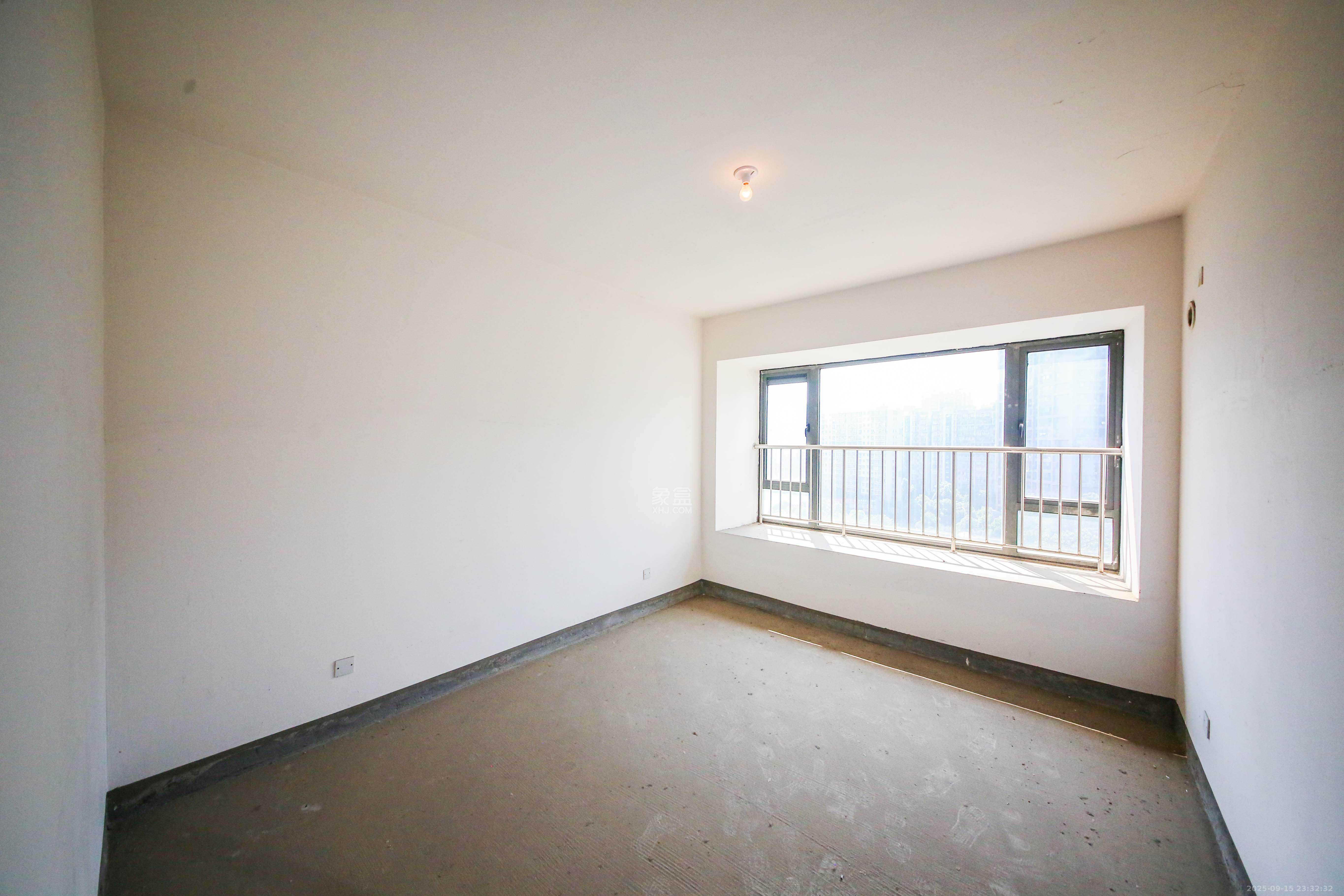 博林金谷 3室2厅2卫 145.0万 博林金谷 3室2厅2卫 145.0万卧室