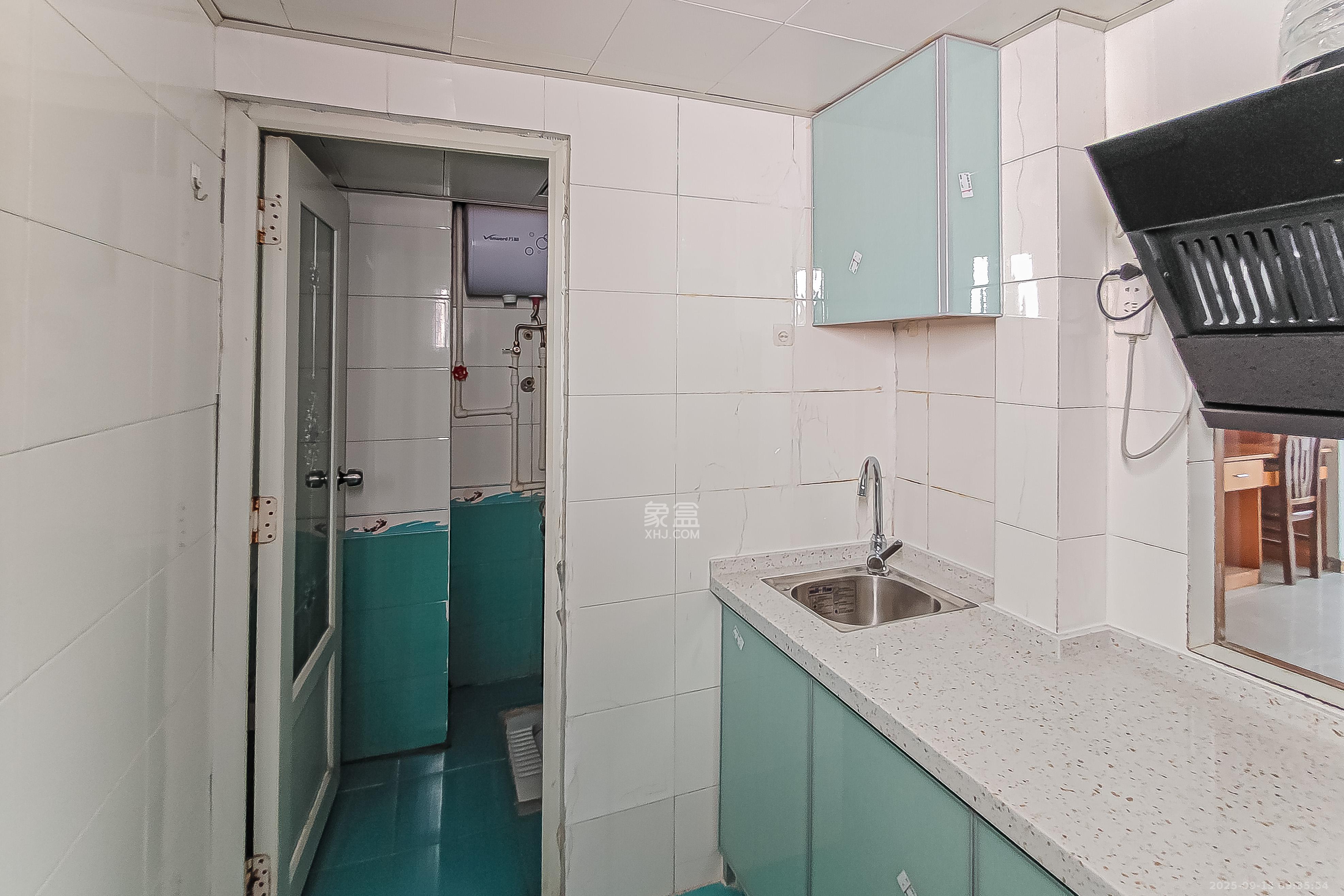 海利华宫大厦  1室1厅1卫    33.0万厨房