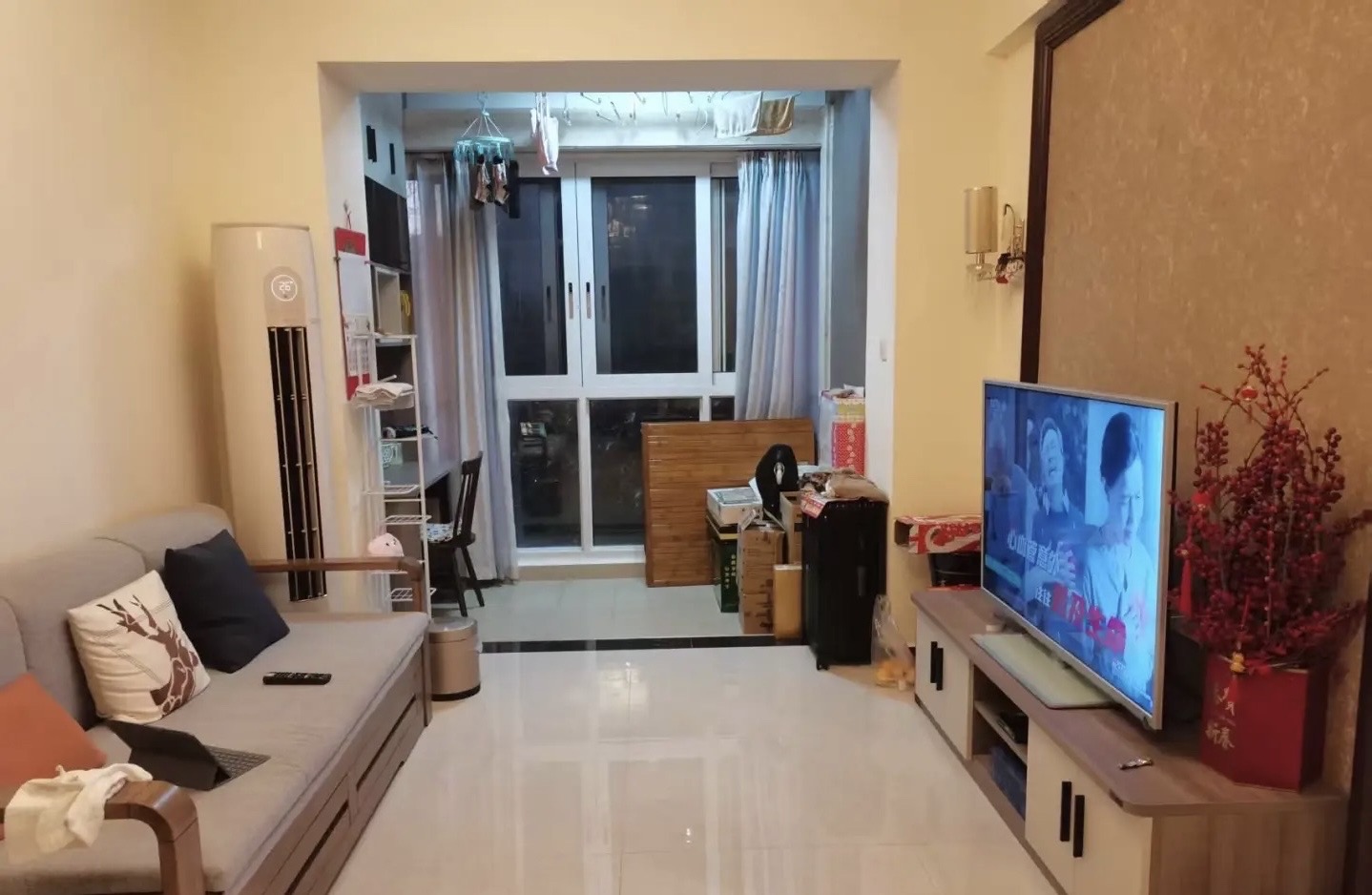 恒大美丽沙天寰湾 1室1厅1卫 3500.0元/月 恒大美丽沙天寰湾 1室1厅1卫 3500.0元/月室内图