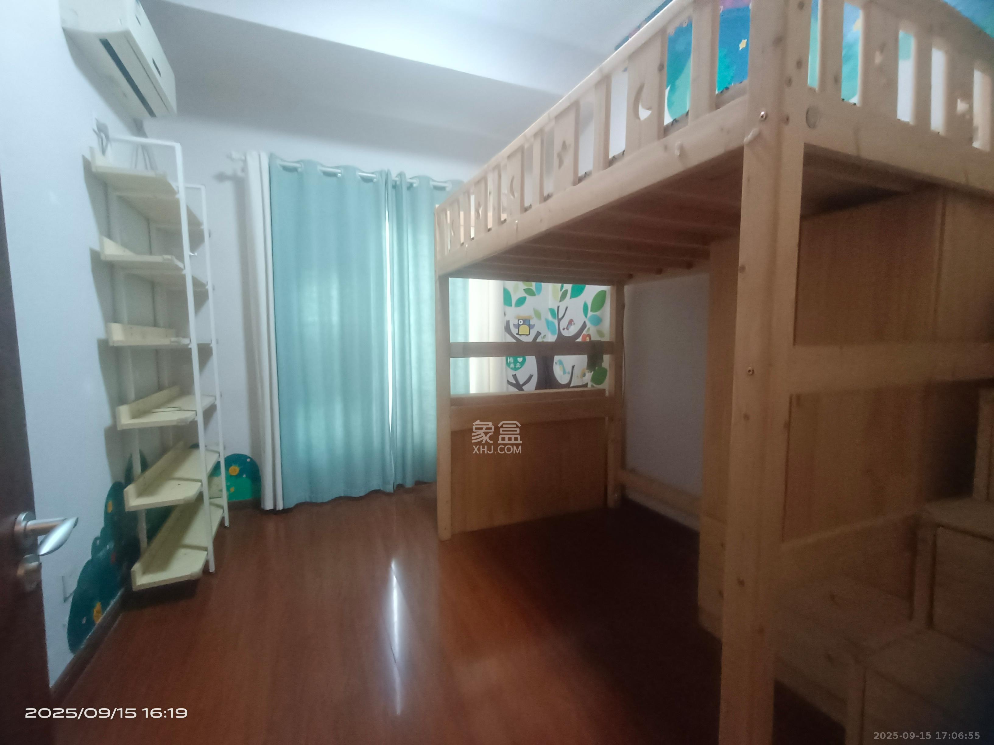 万科金域华府三四期 4室2厅2卫 2400.0元/月 万科金域华府三四期 4室2厅2卫 2400.0元/月室内图