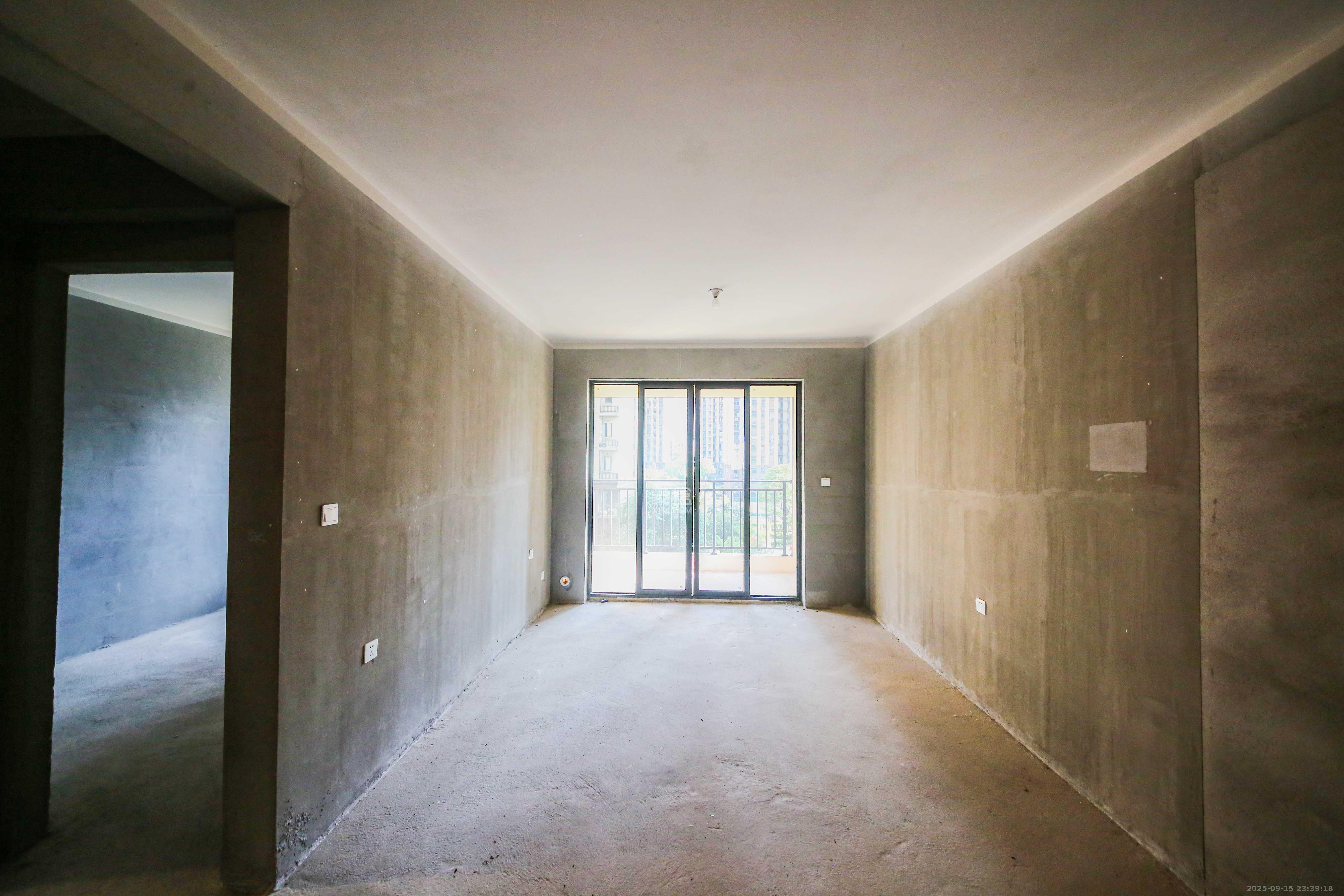 中建钰和城 2室1厅1卫 112.0万 中建钰和城 2室1厅1卫 112.0万客厅