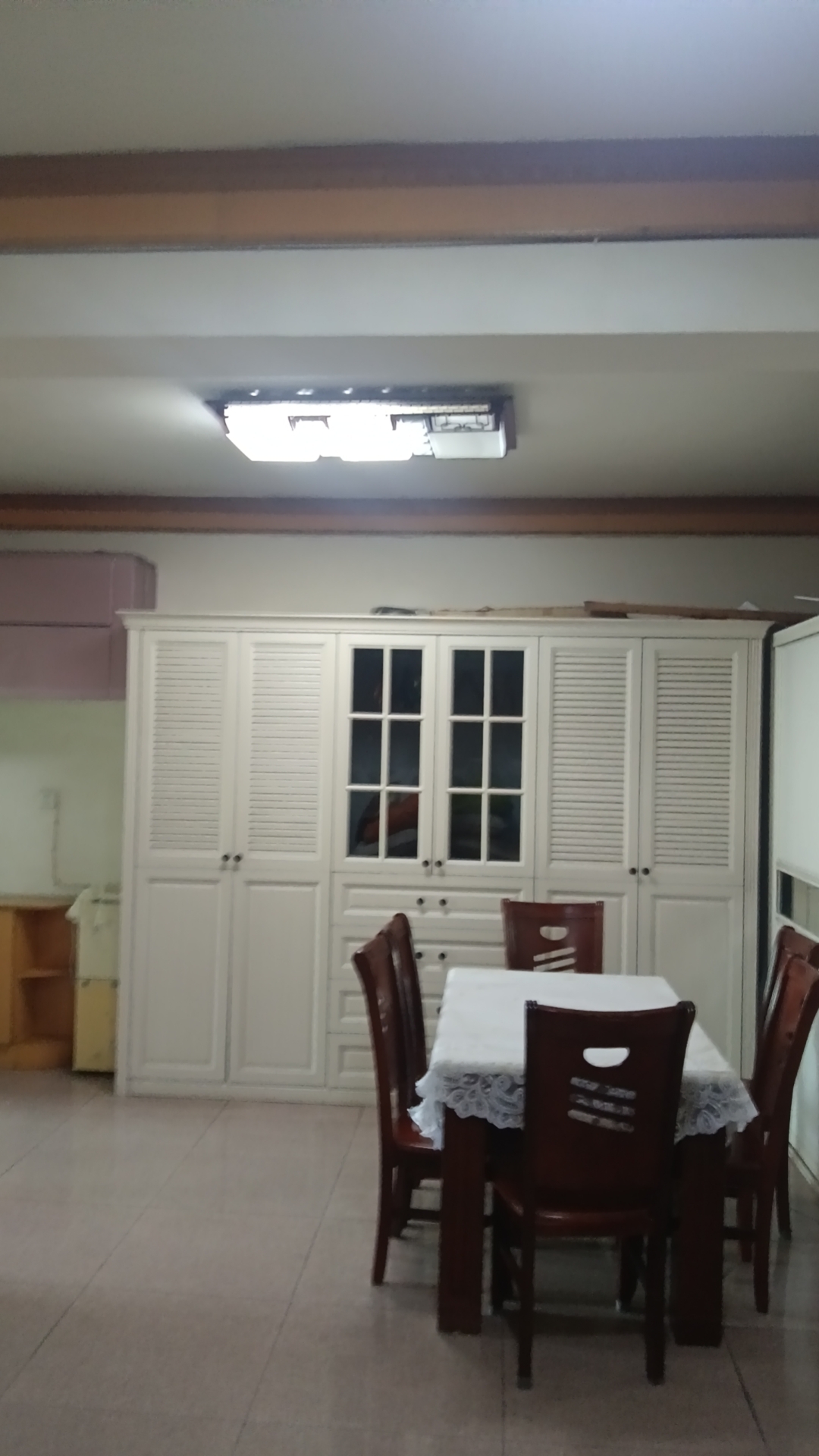 立新二社区 2室2厅1卫 800.0元/月 立新二社区 2室2厅1卫 800.0元/月室内图