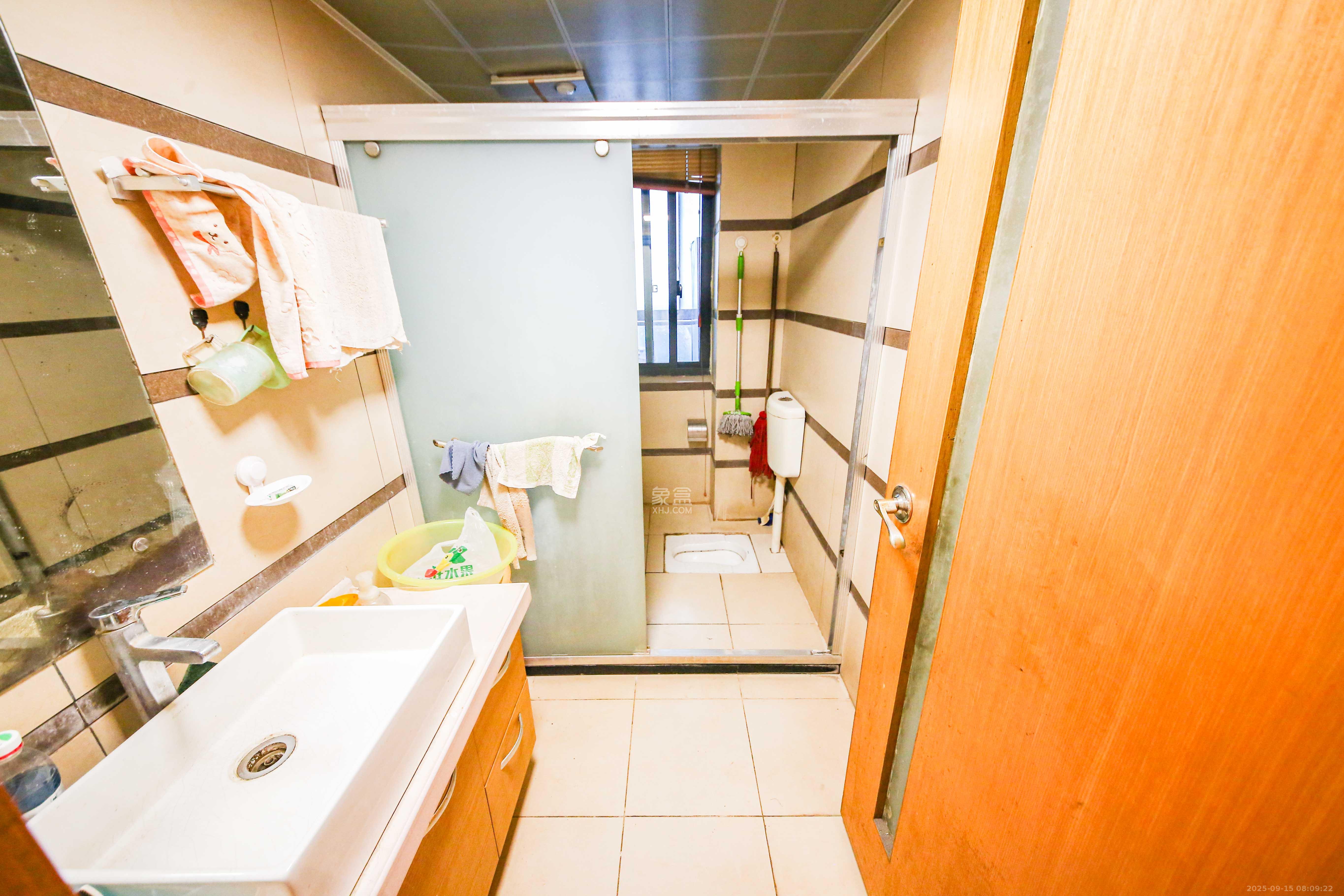 博林金谷  3室2厅2卫    168.0万卫生间