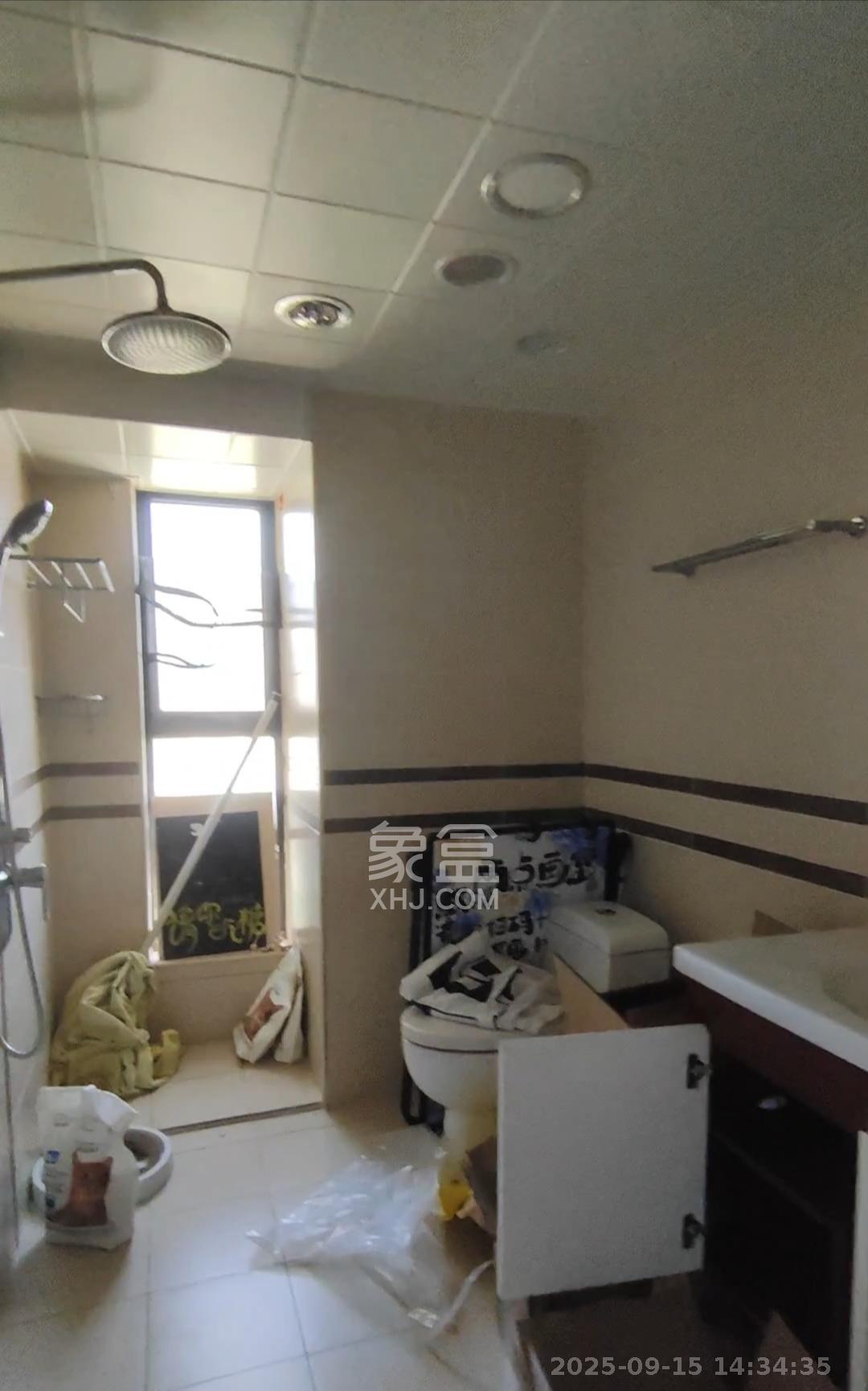 万科魅力之城 4室2厅2卫 2500.0元/月 万科魅力之城 4室2厅2卫 2500.0元/月室内图