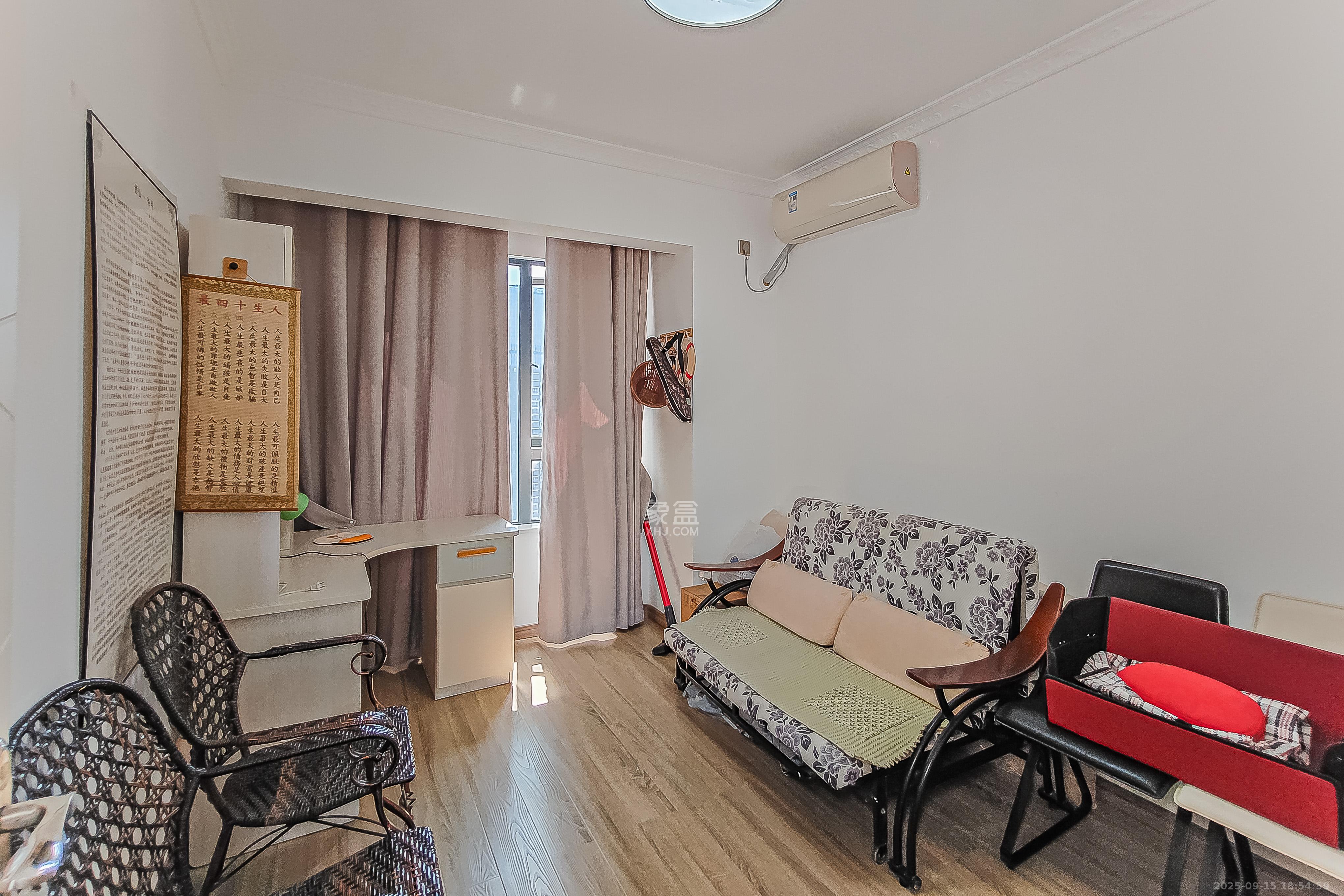 建发中央公园（建发美地）  3室2厅1卫    160.0万卧室