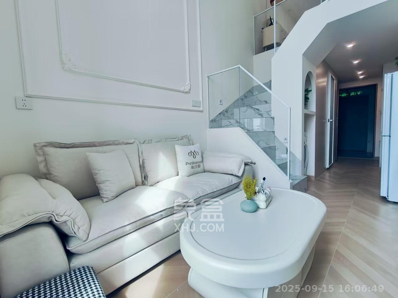 珠江花城好世界 1室1厅1卫 2100.0元/月 珠江花城好世界 1室1厅1卫 2100.0元/月室内图