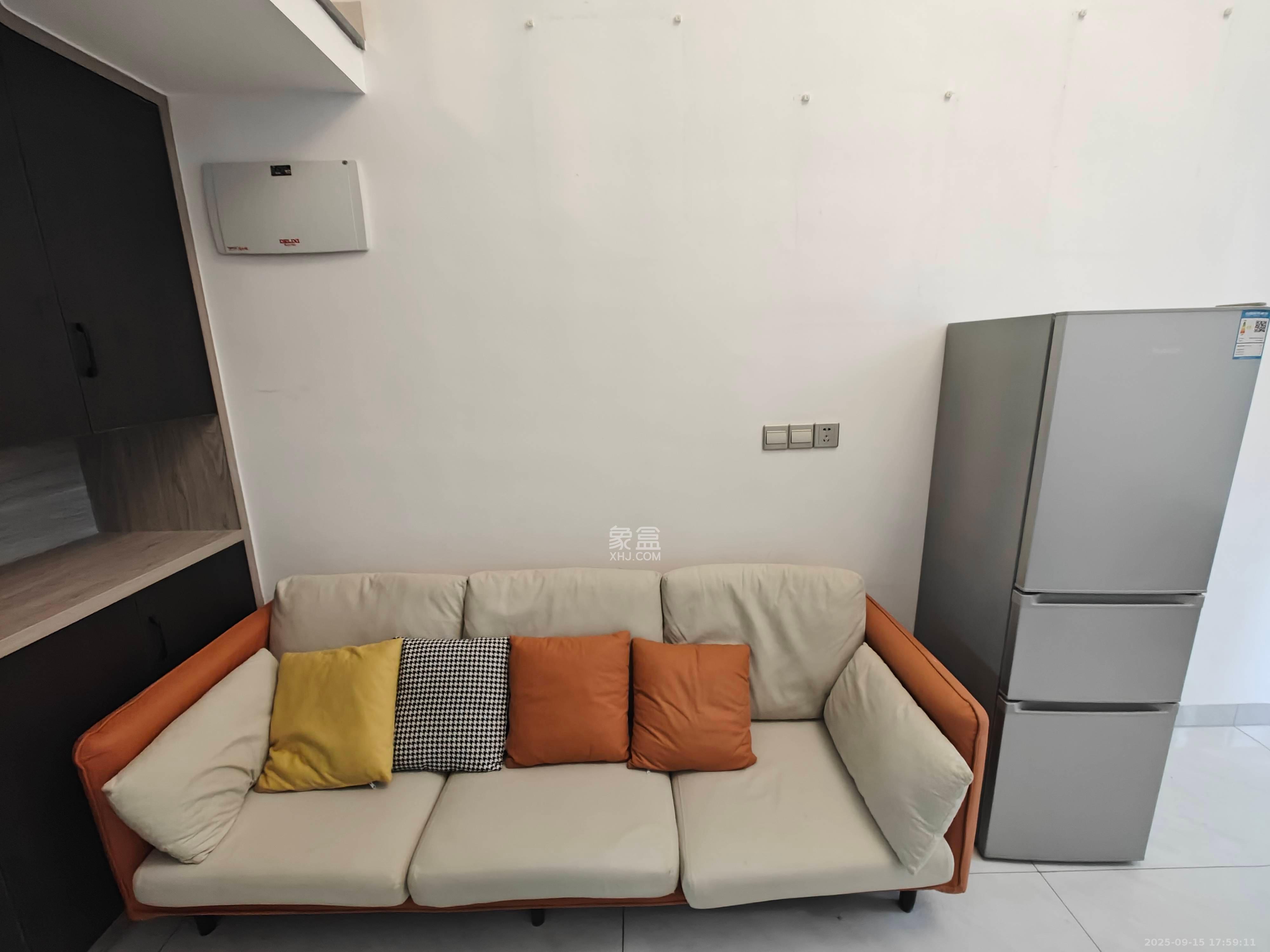 阳光城檀悦 1室1厅1卫 2600.0元/月 阳光城檀悦 1室1厅1卫 2600.0元/月室内图