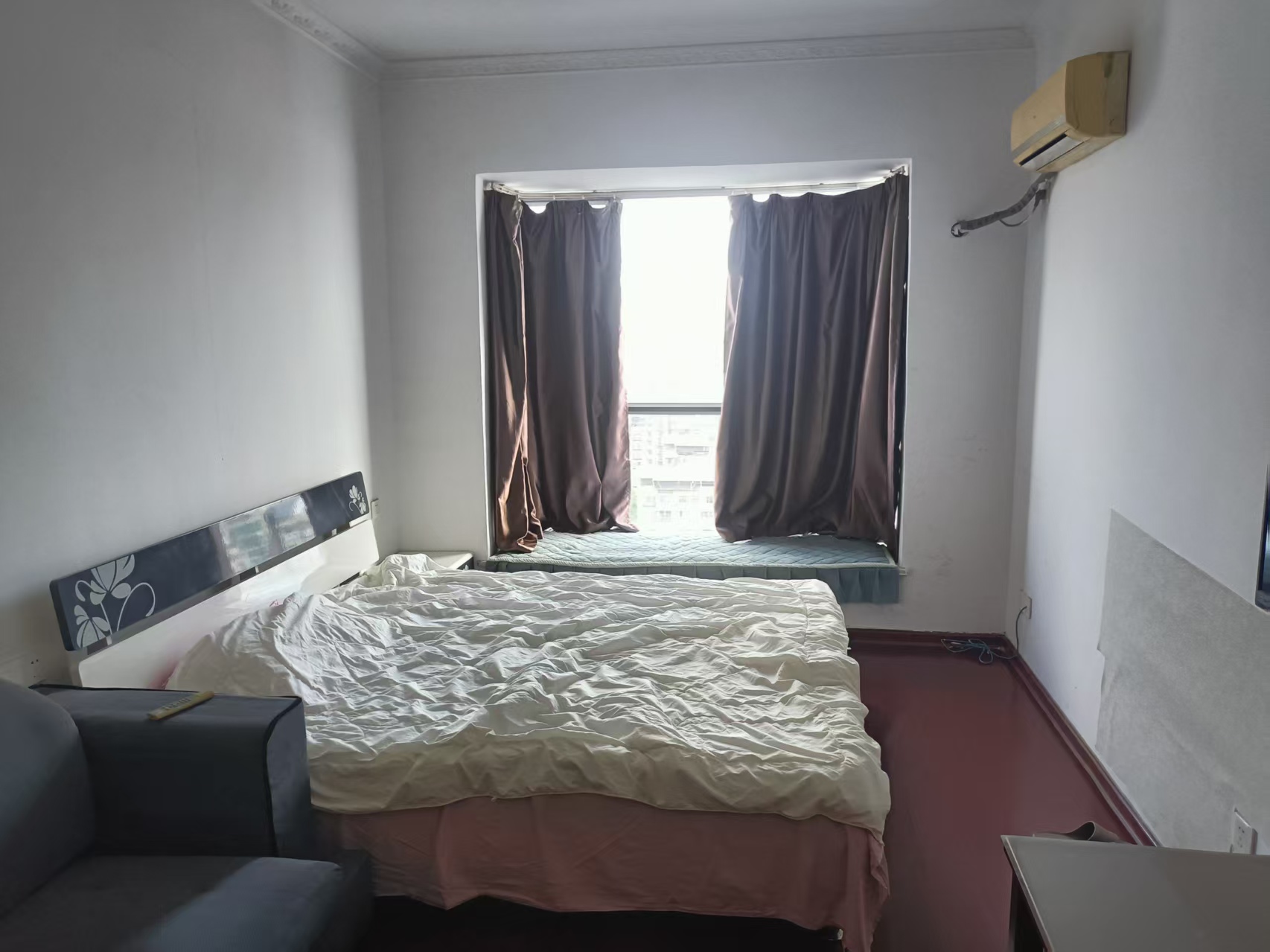 高星明居  1室1厅1卫    1400.0元/月