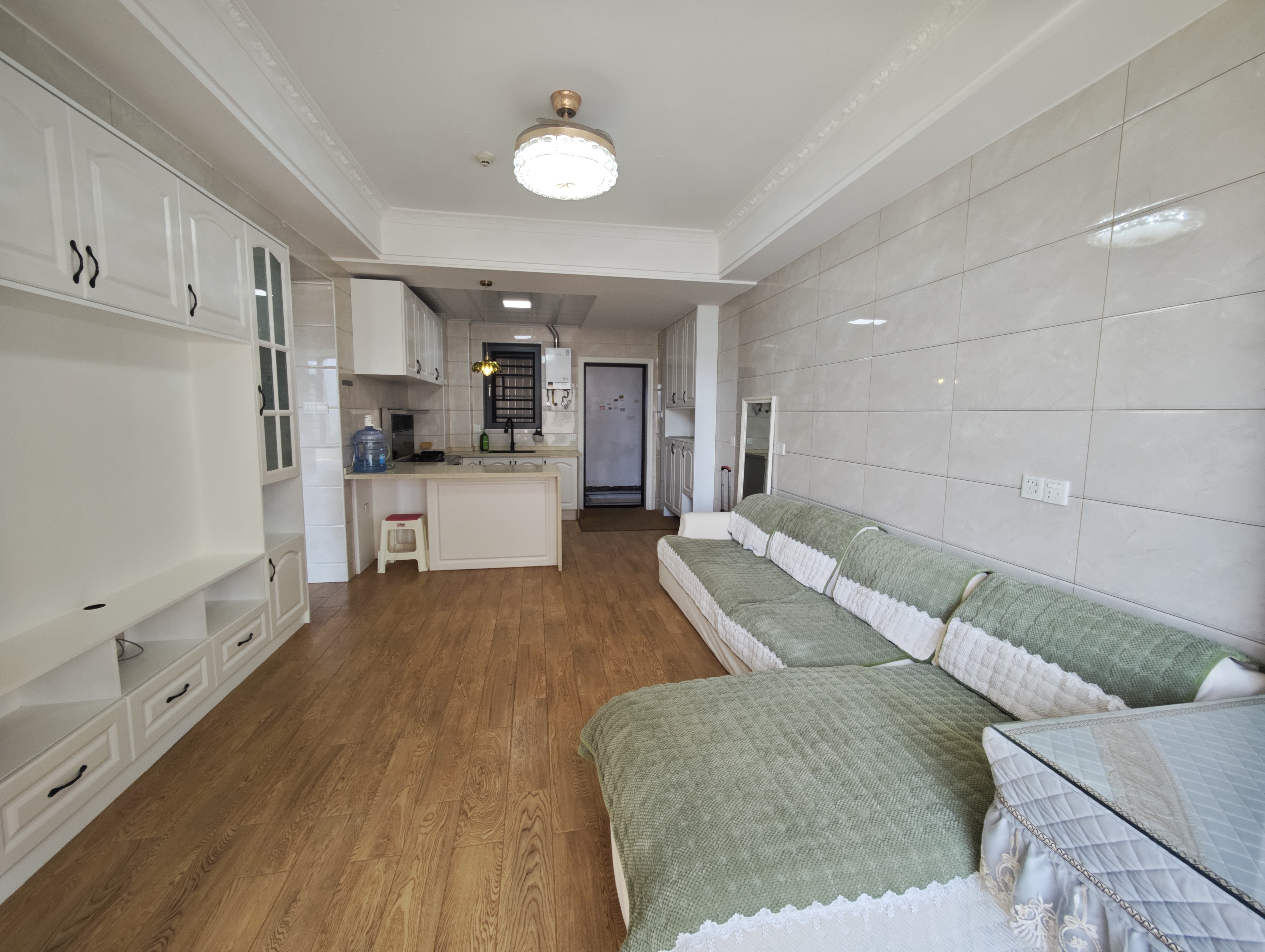 百弘学府城 2室1厅1卫 1300.0元/月 百弘学府城 2室1厅1卫 1300.0元/月室内图