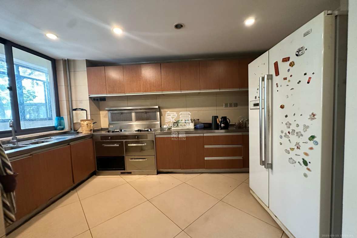 南山苏迪亚诺 4室2厅2卫 3200.0元/月 南山苏迪亚诺 4室2厅2卫 3200.0元/月室内图