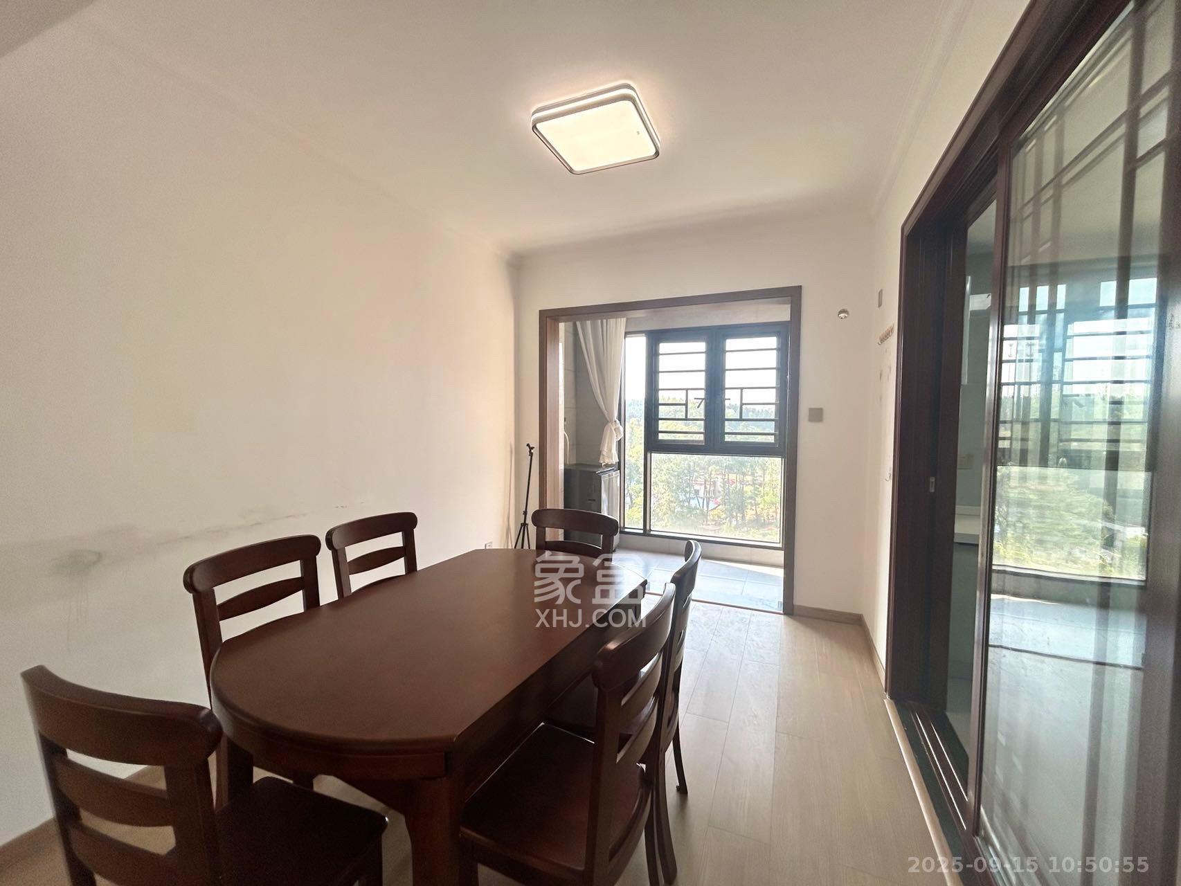 长房明宸府 4室2厅2卫 2600.0元/月 长房明宸府 4室2厅2卫 2600.0元/月室内图