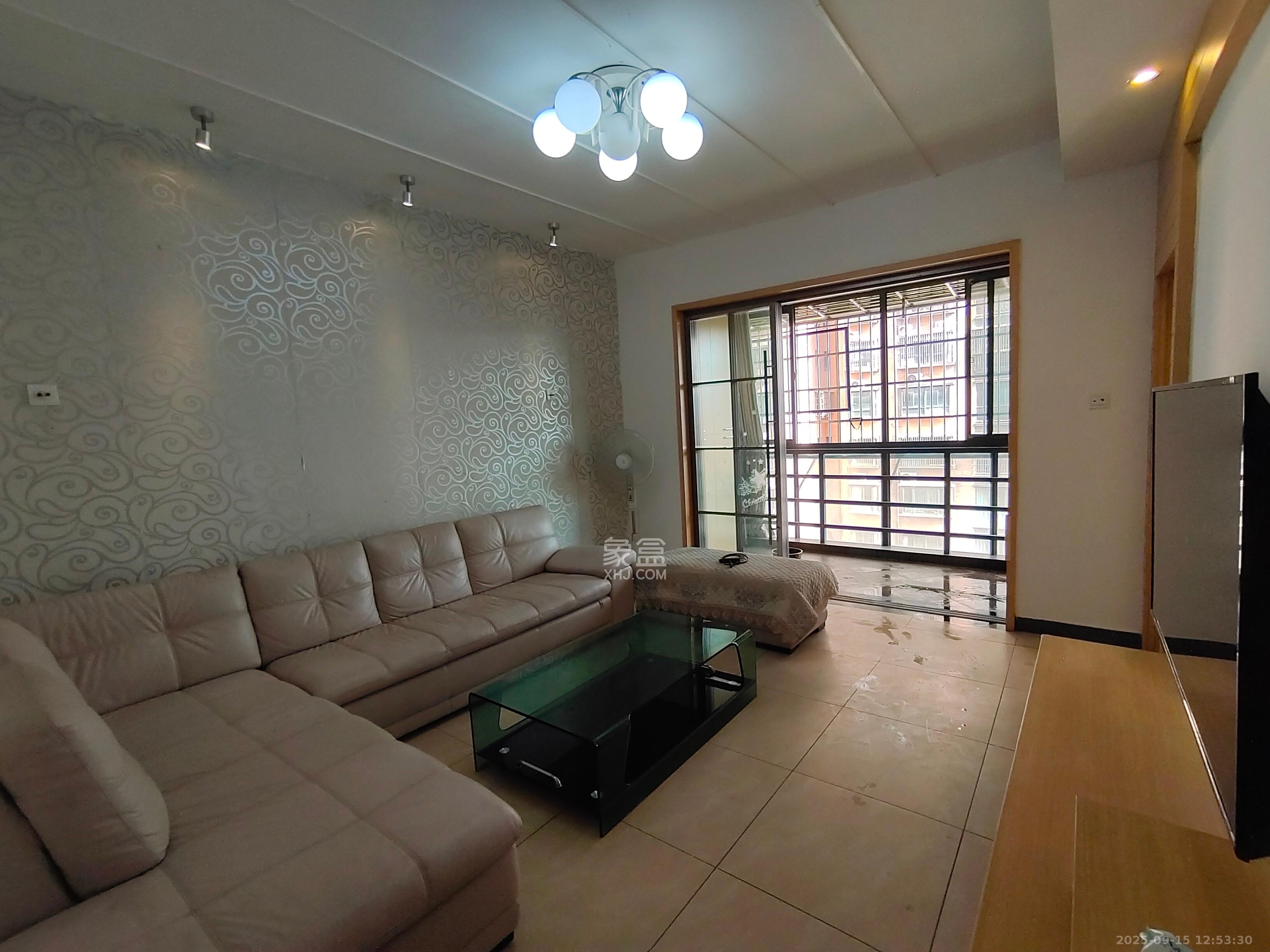 瑞都华庭（华庭美苑）  2室2厅1卫    2000.0元/月室内图