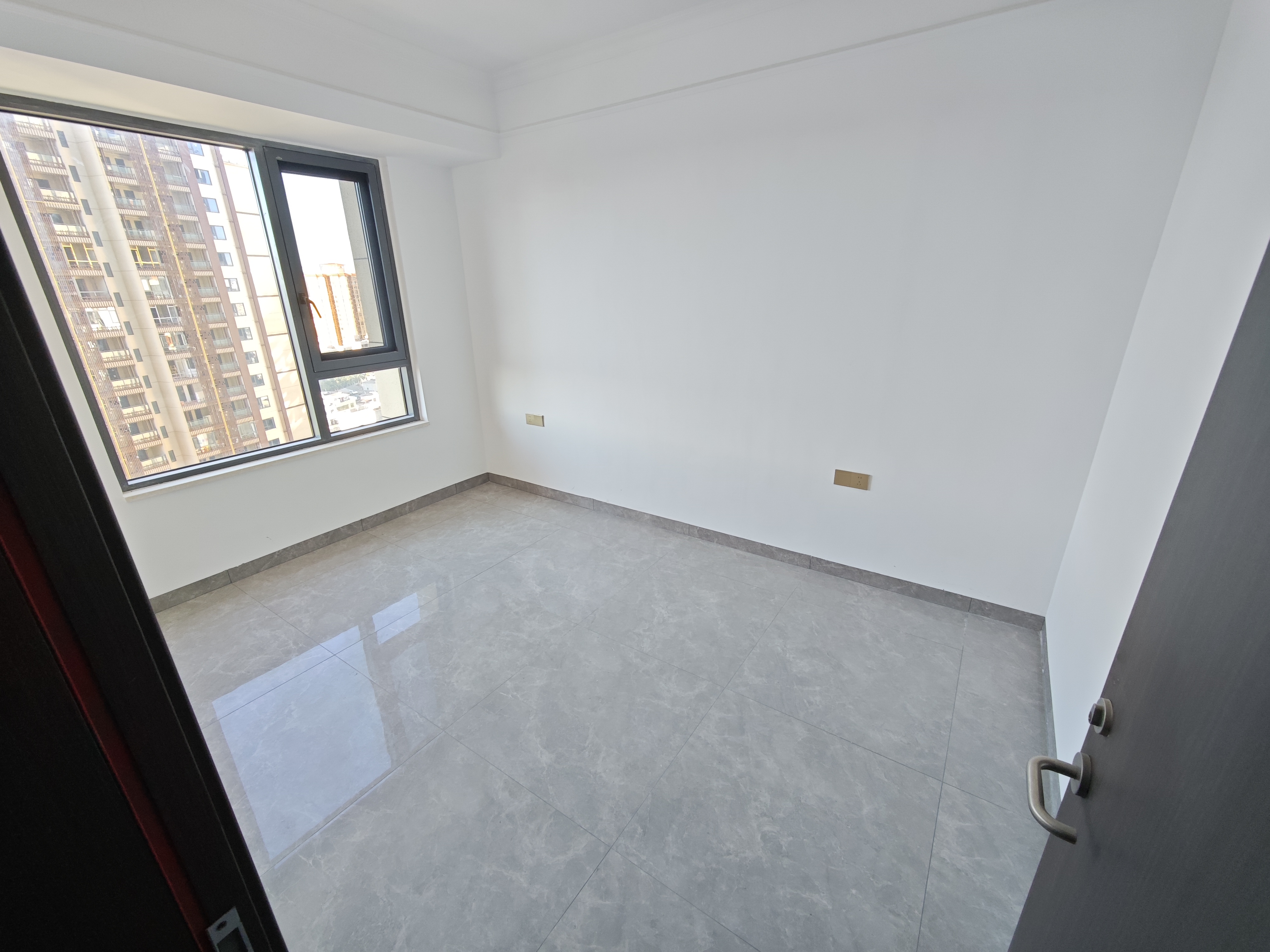 天街华府(海南新天地) 3室2厅2卫 4000.0元/月 天街华府(海南新天地) 3室2厅2卫 4000.0元/月室内图