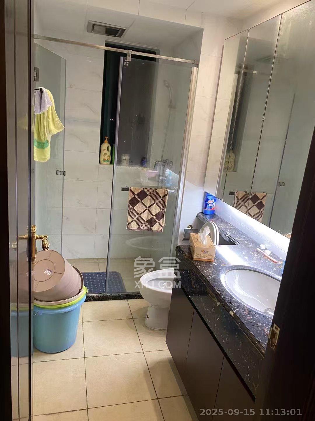 恒大雅苑 3室2厅1卫 2400.0元/月 恒大雅苑 3室2厅1卫 2400.0元/月室内图