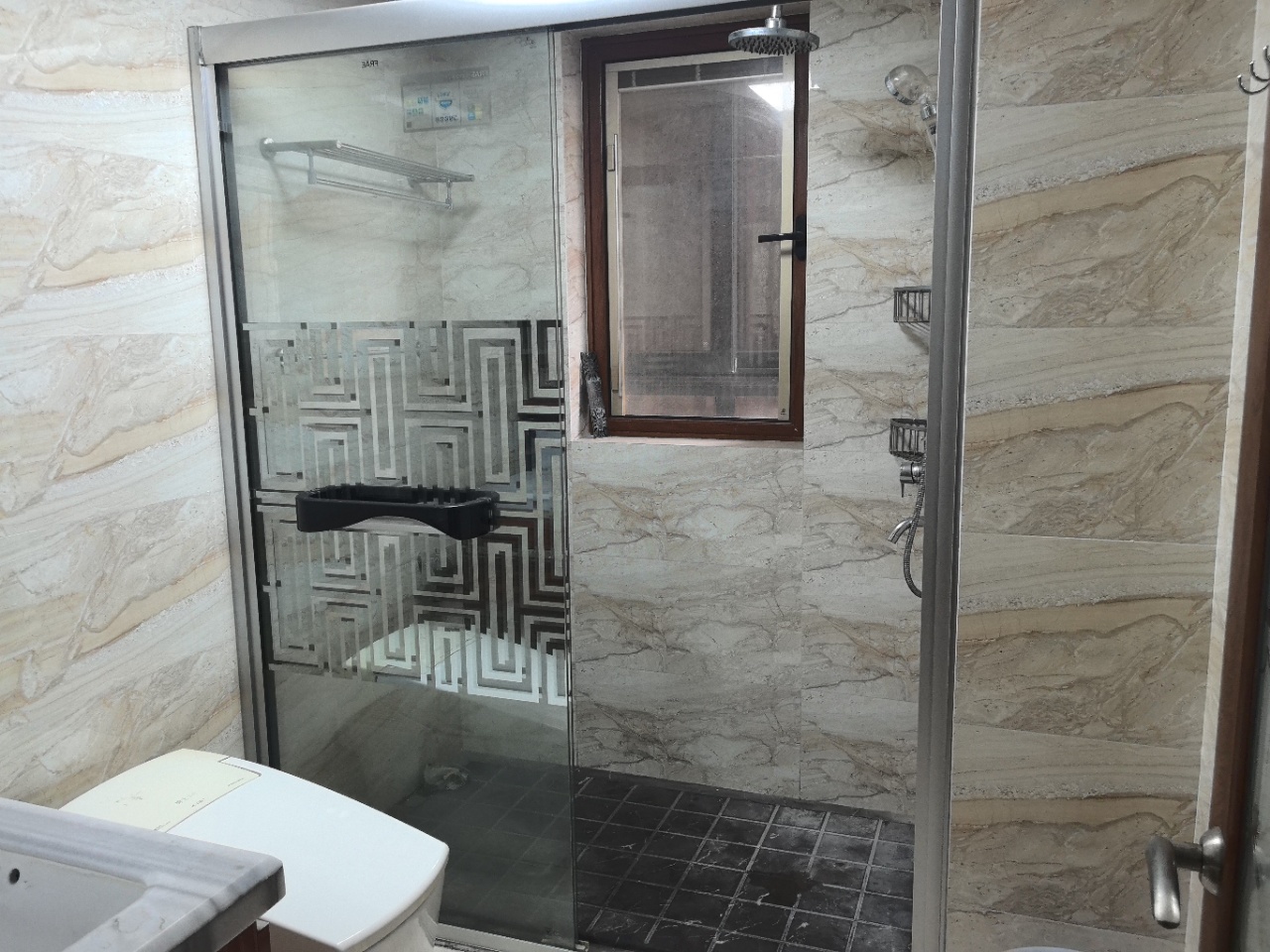 海阔天空-国瑞城二期(雅仕苑) 4室2厅2卫 5000.0元/月 海阔天空-国瑞城二期(雅仕苑) 4室2厅2卫 5000.0元/月室内图