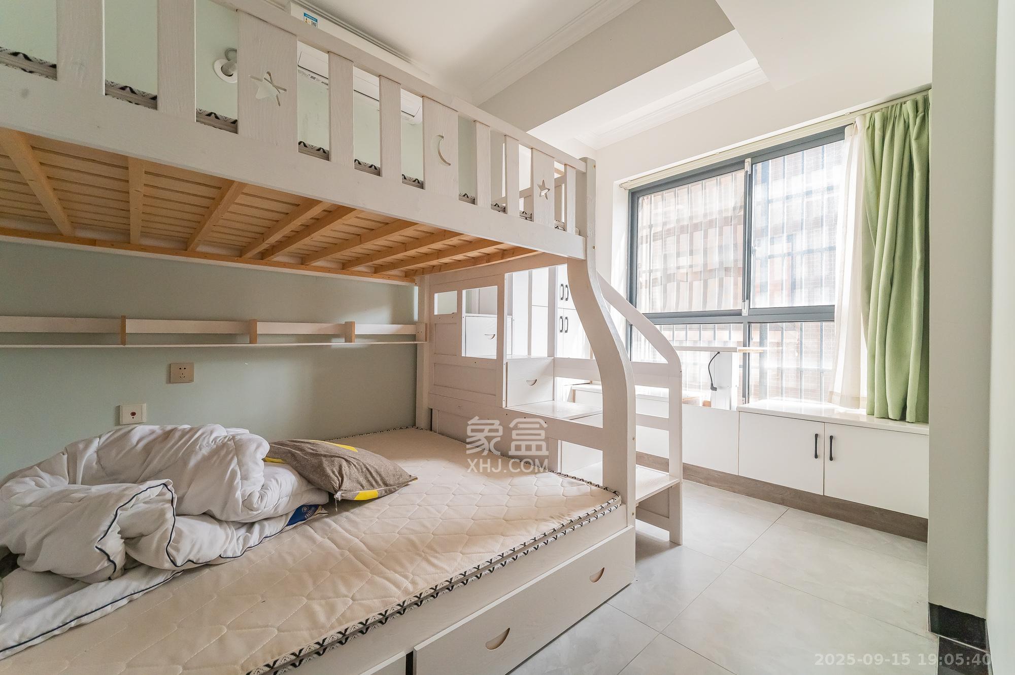 深业喜汇 2室2厅1卫 56.0万 深业喜汇 2室2厅1卫 56.0万卧室