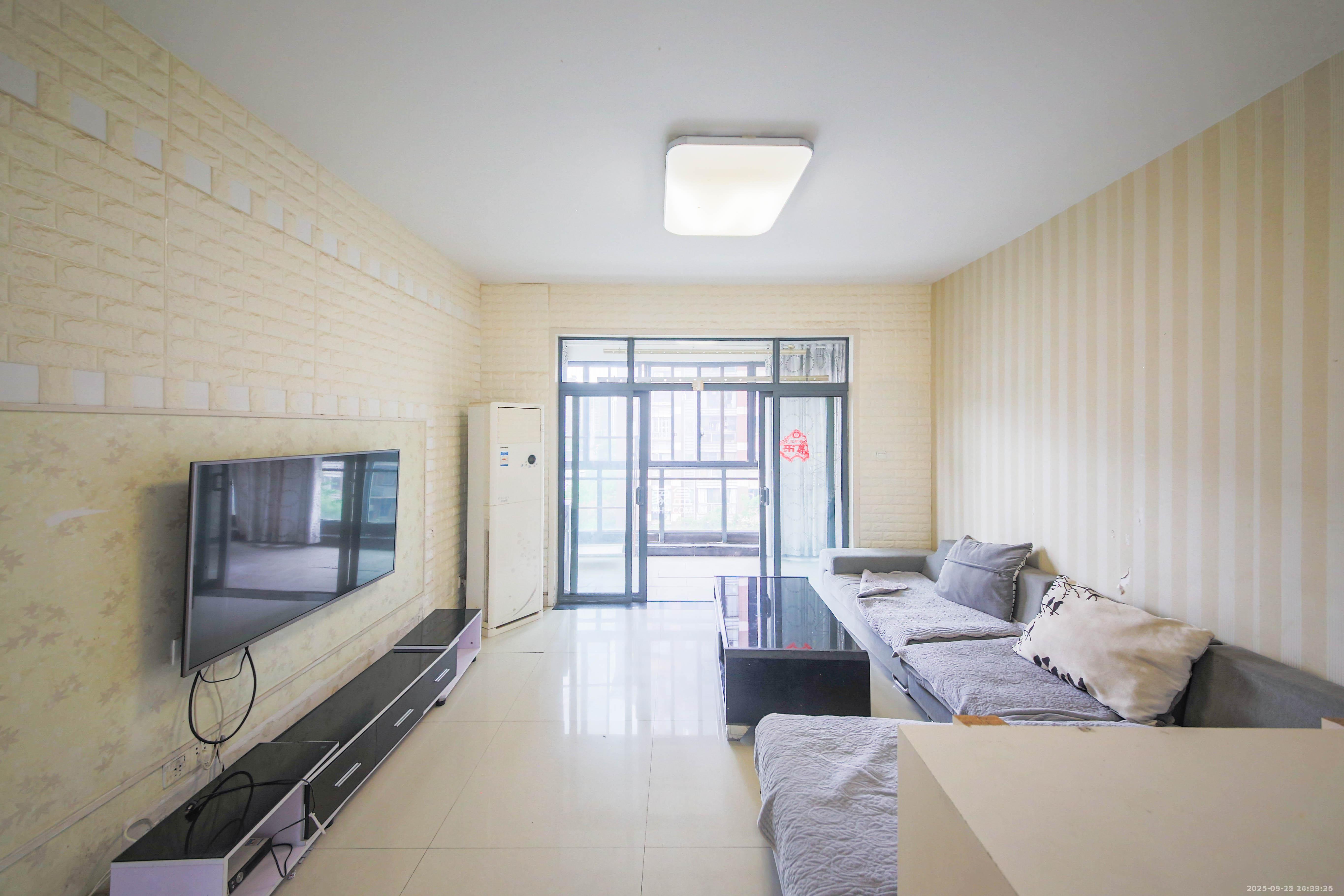 奥林匹克花园 2室2厅1卫 1900.0元/月 奥林匹克花园 2室2厅1卫 1900.0元/月室内图