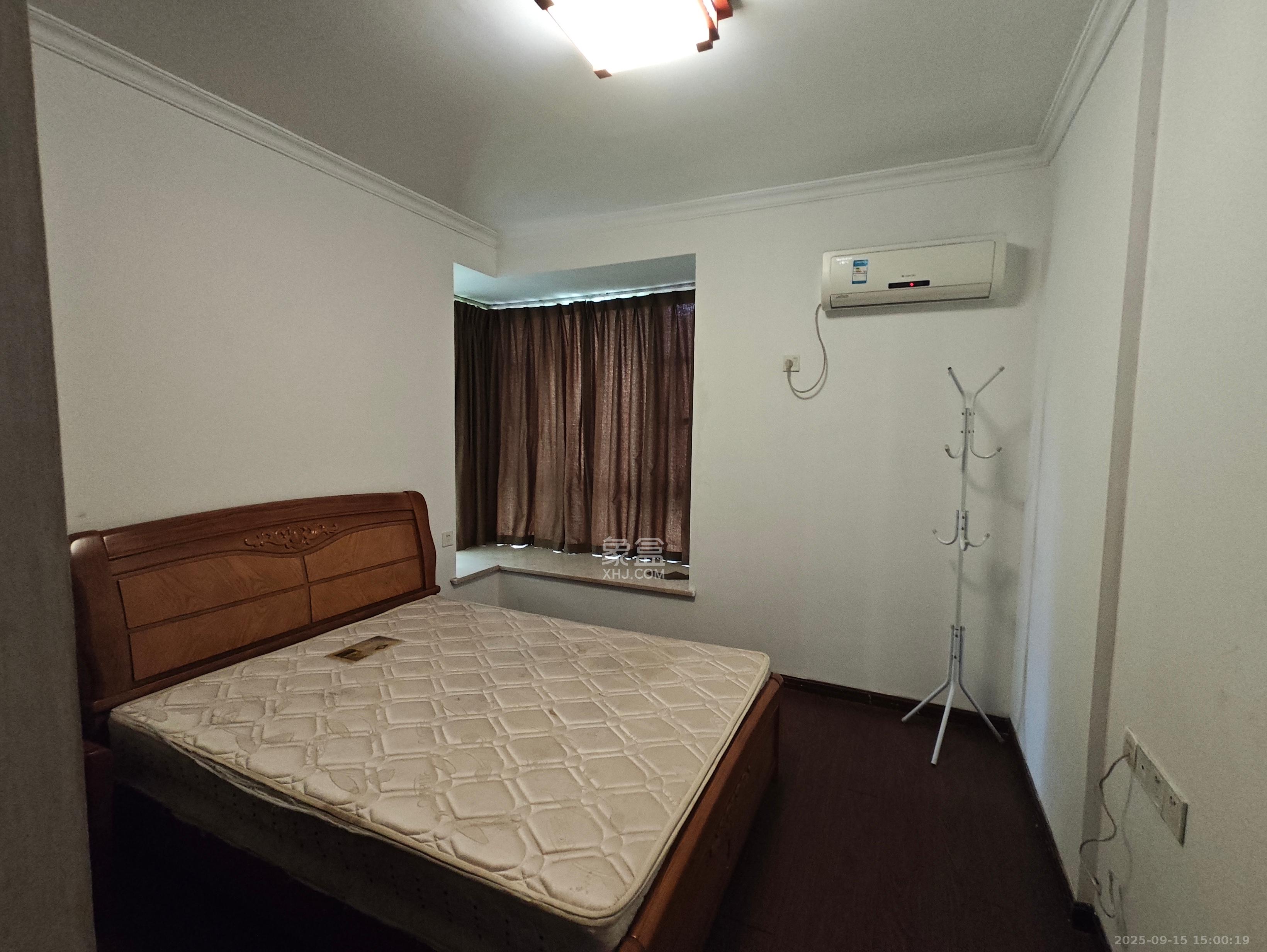 新城新世界一二三期 3室2厅1卫 2300.0元/月 新城新世界一二三期 3室2厅1卫 2300.0元/月室内图