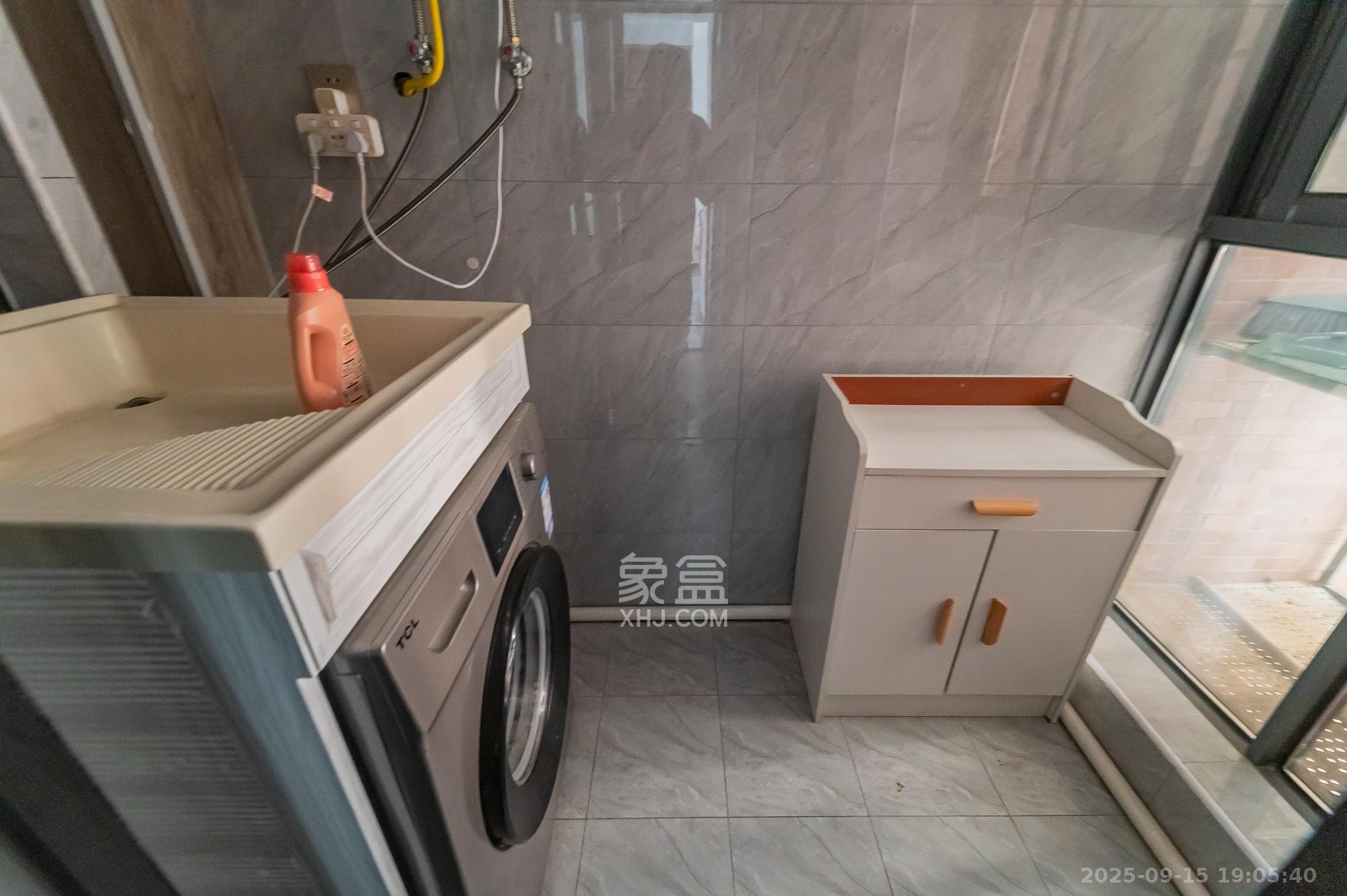 深业喜汇 2室2厅1卫 56.0万 深业喜汇 2室2厅1卫 56.0万卫生间