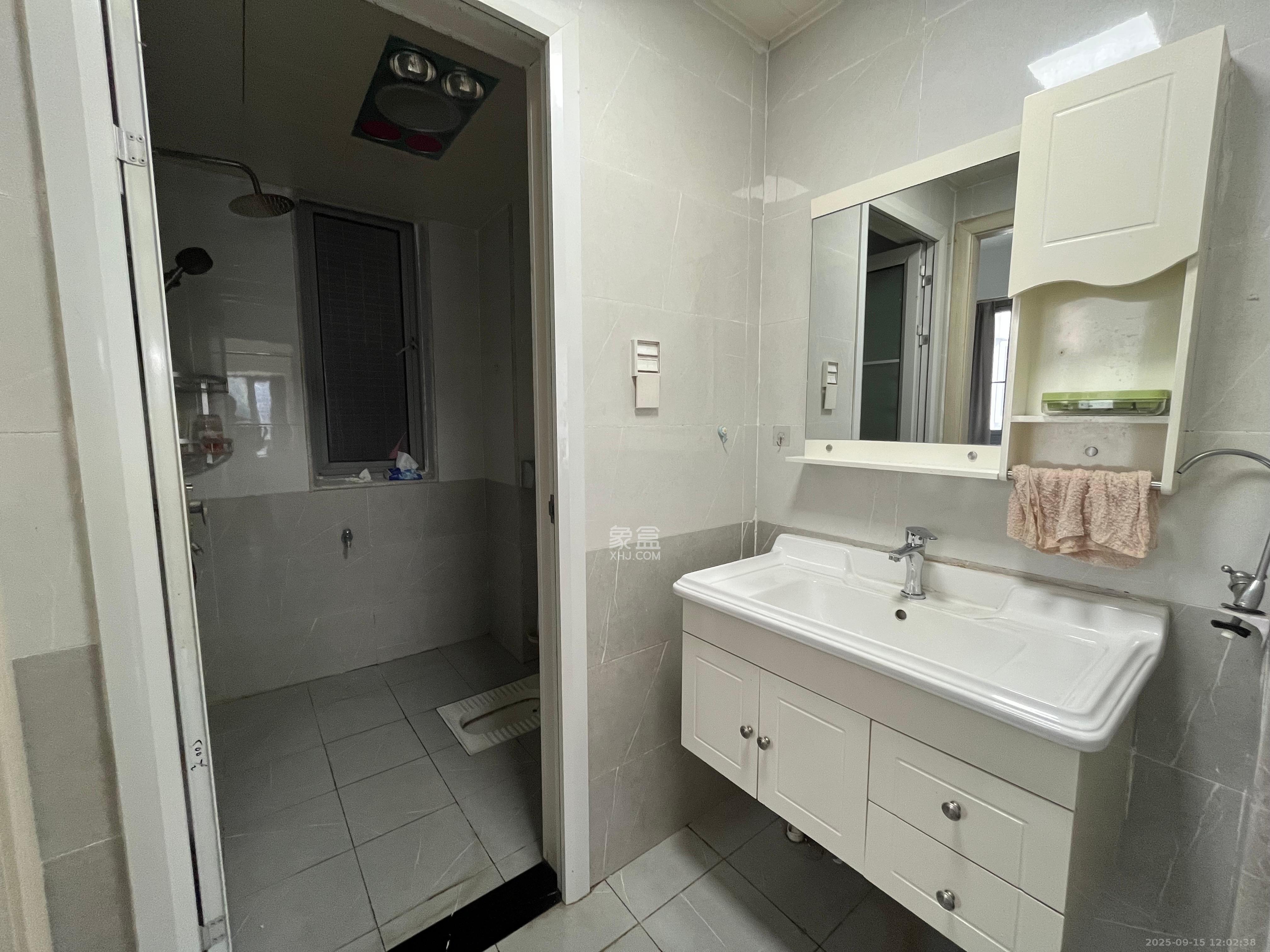 保利天禧D区 3室2厅1卫 3400.0元/月 保利天禧D区 3室2厅1卫 3400.0元/月室内图