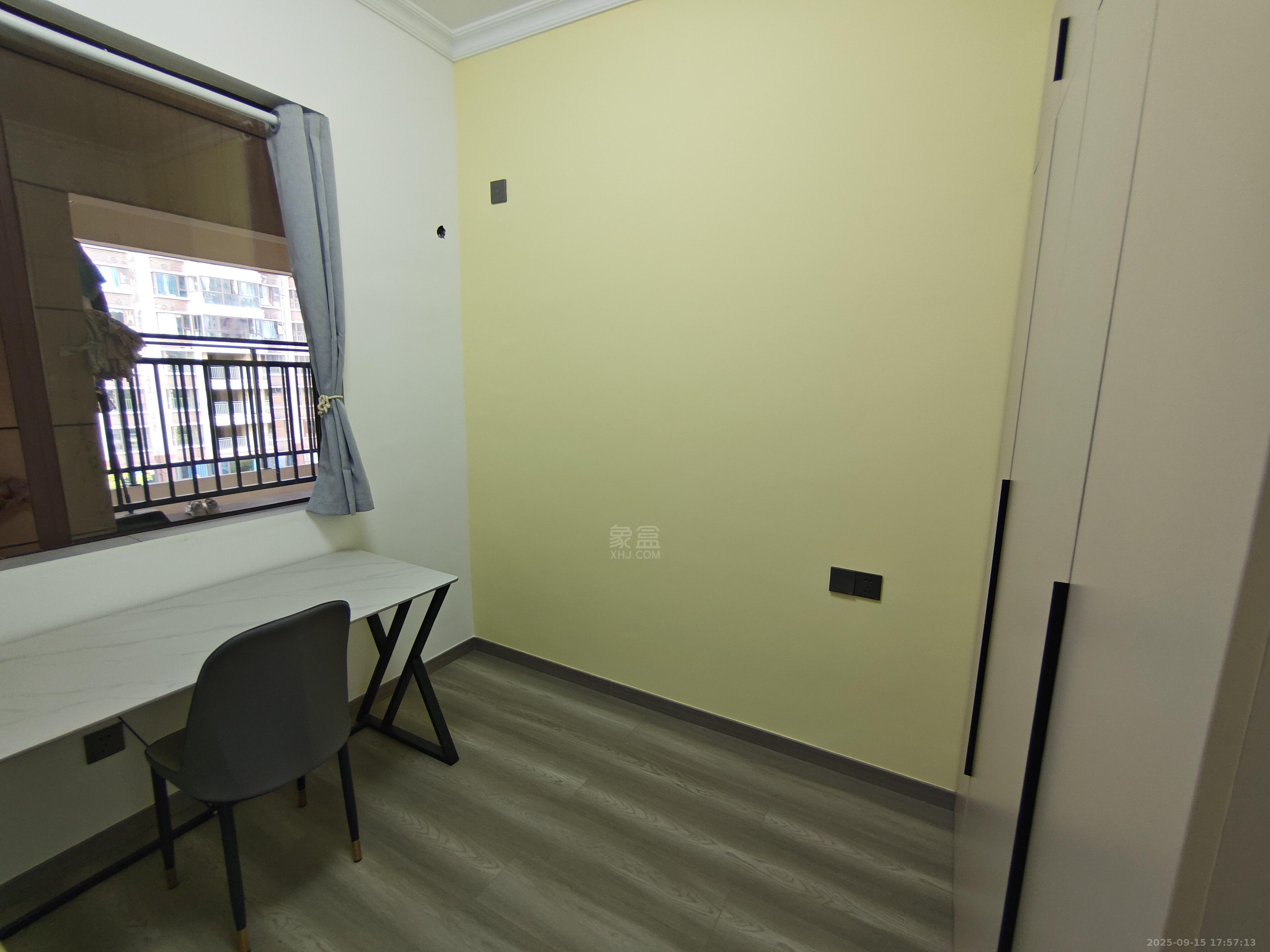 亿都时光 3室2厅1卫 2000.0元/月 亿都时光 3室2厅1卫 2000.0元/月室内图