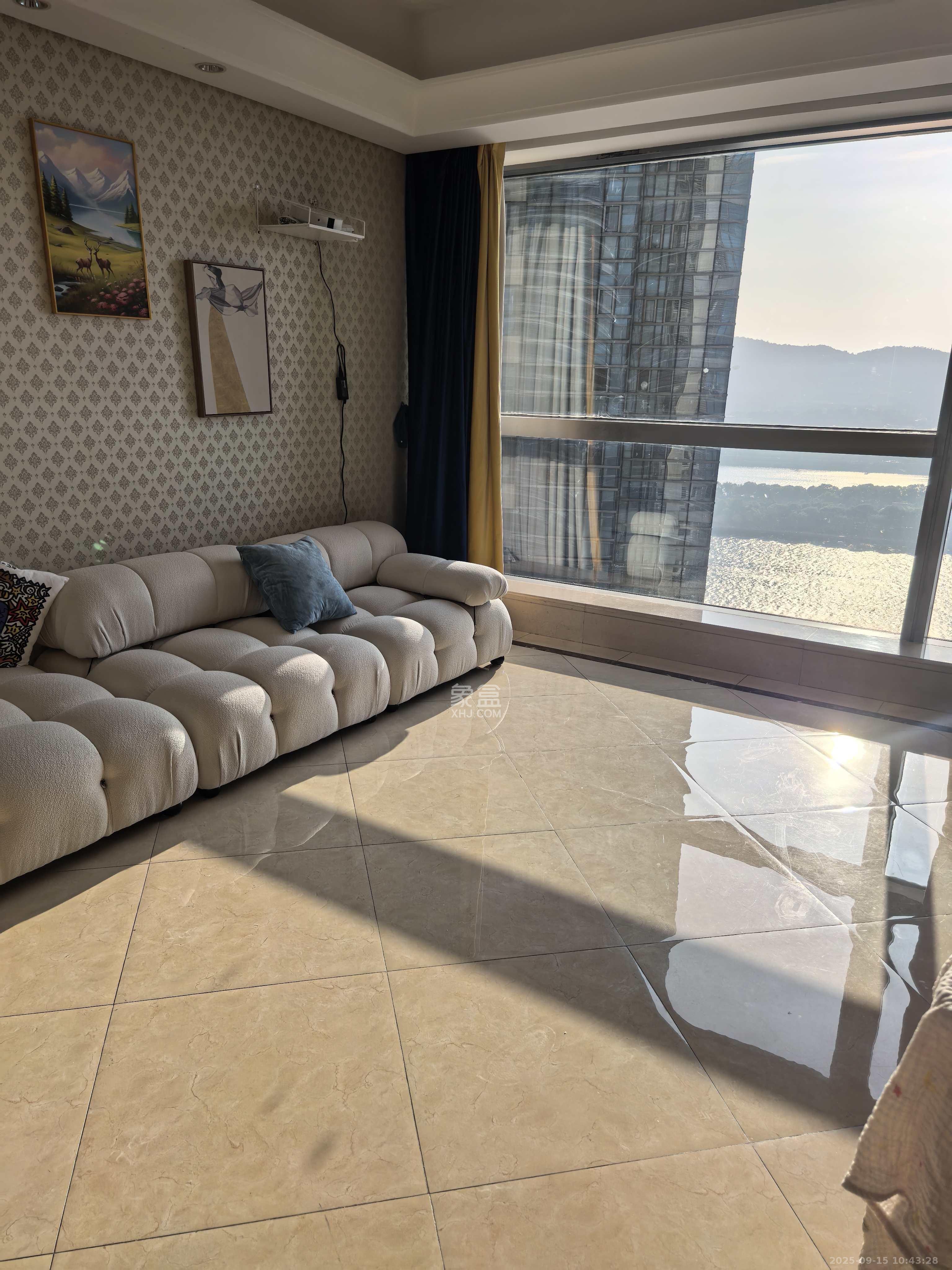 华远国际公寓 2室2厅2卫 6800.0元/月 华远国际公寓 2室2厅2卫 6800.0元/月室内图