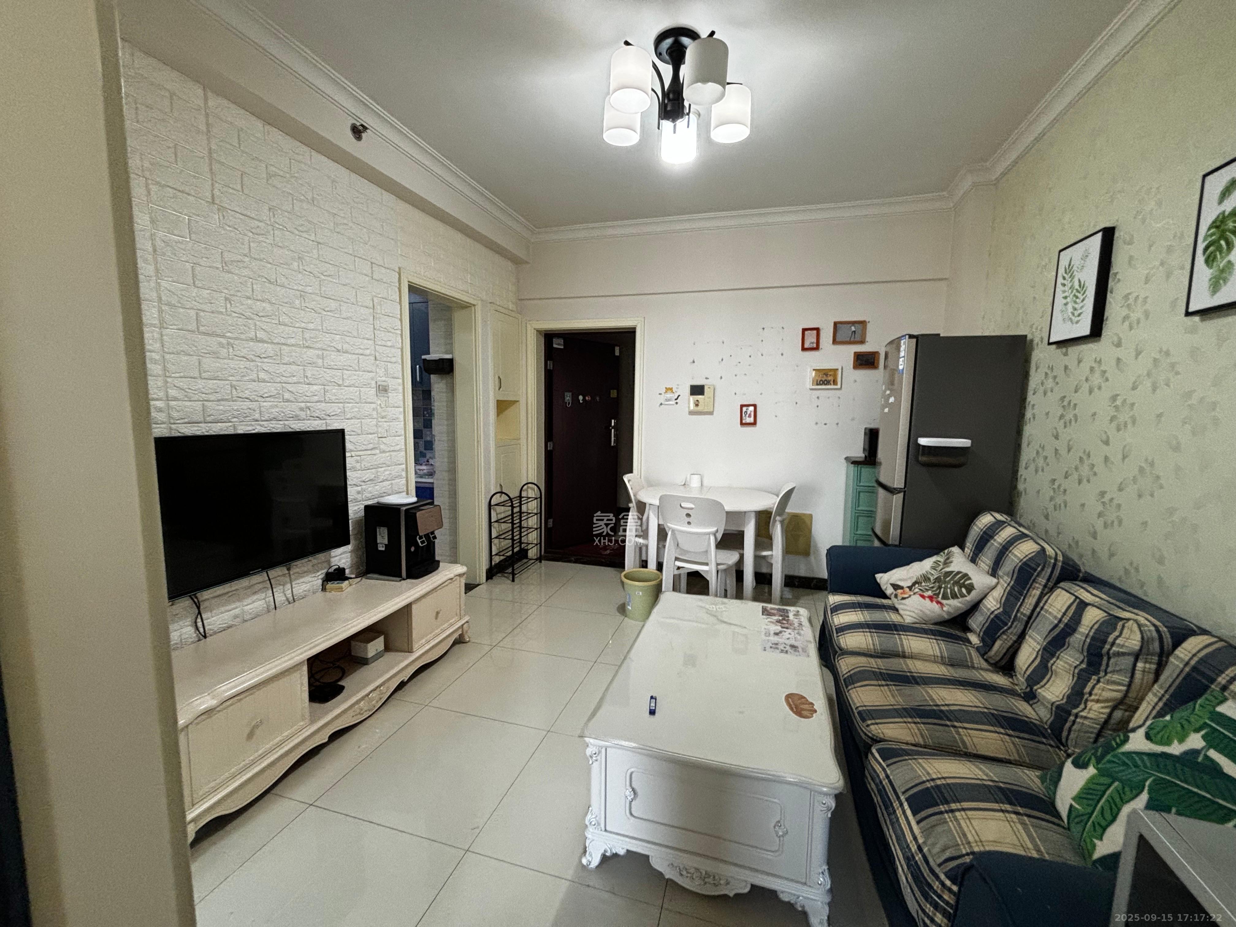 中建芙蓉工社 2室1厅1卫 1600.0元/月 中建芙蓉工社 2室1厅1卫 1600.0元/月室内图