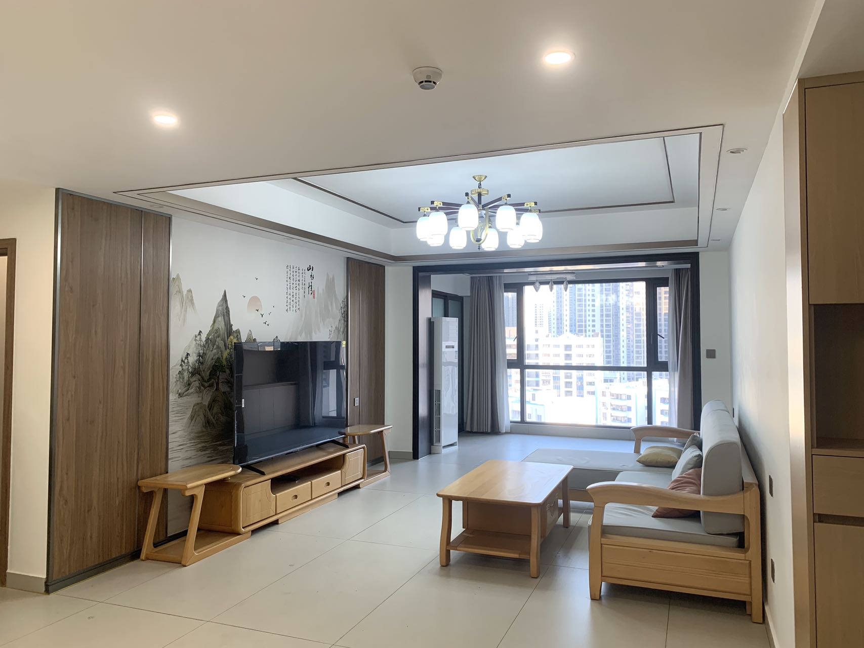 海航豪庭南苑 3室2厅1卫 275.0万 海航豪庭南苑 3室2厅1卫 275.0万客厅