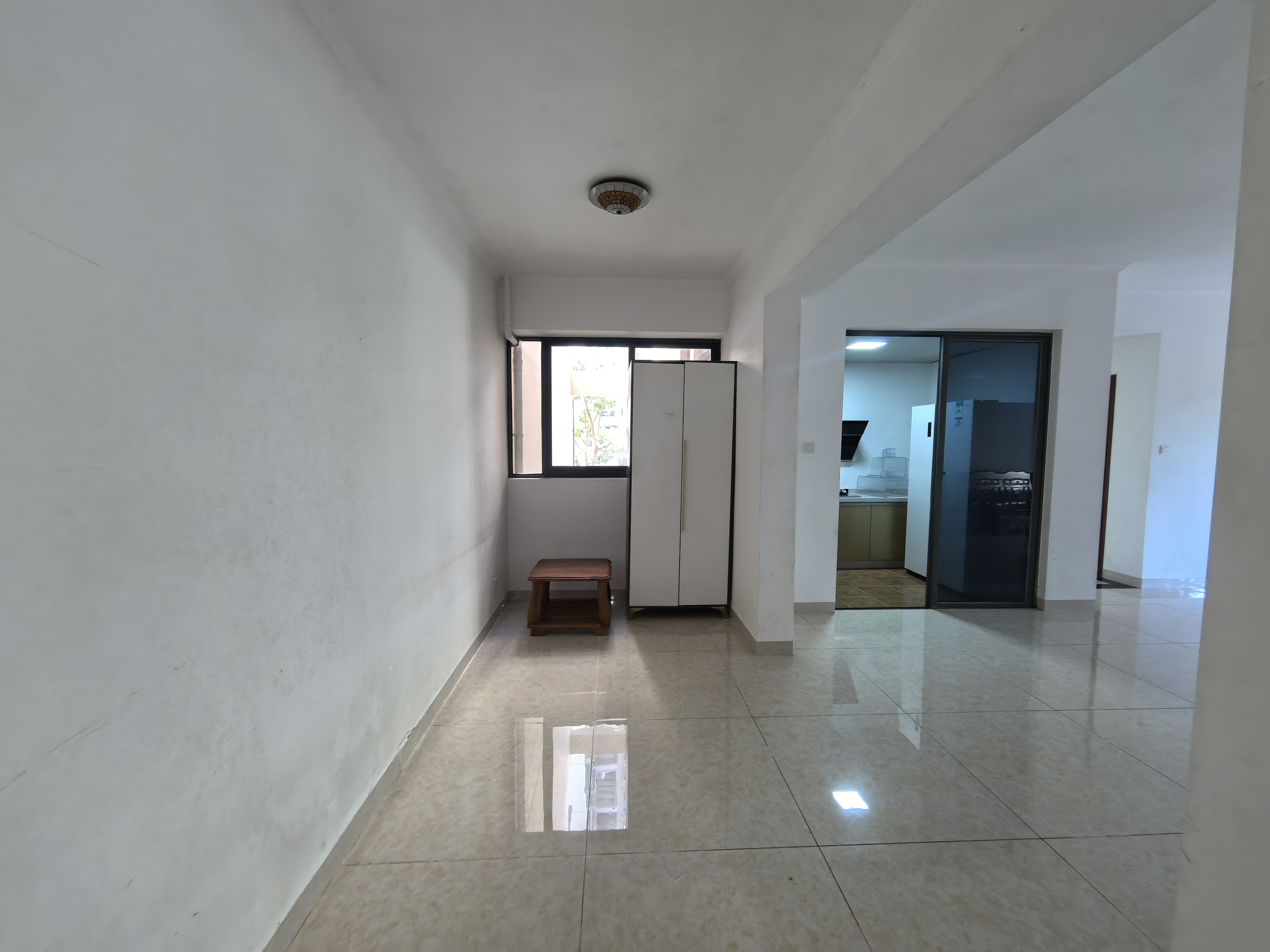 达嘉豪苑 3室2厅2卫 3000.0元/月 达嘉豪苑 3室2厅2卫 3000.0元/月室内图