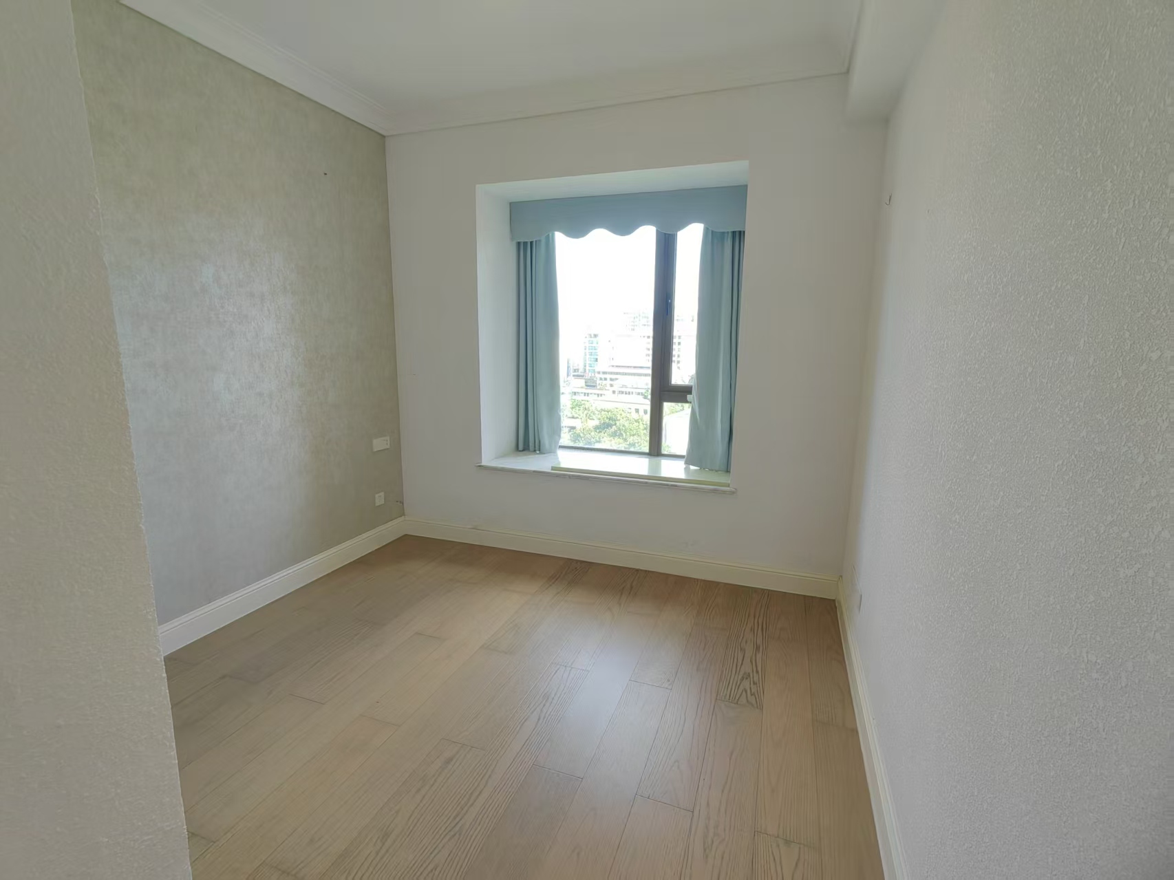 海航豪庭北苑 5室1厅3卫 10000.0元/月 海航豪庭北苑 5室1厅3卫 10000.0元/月室内图