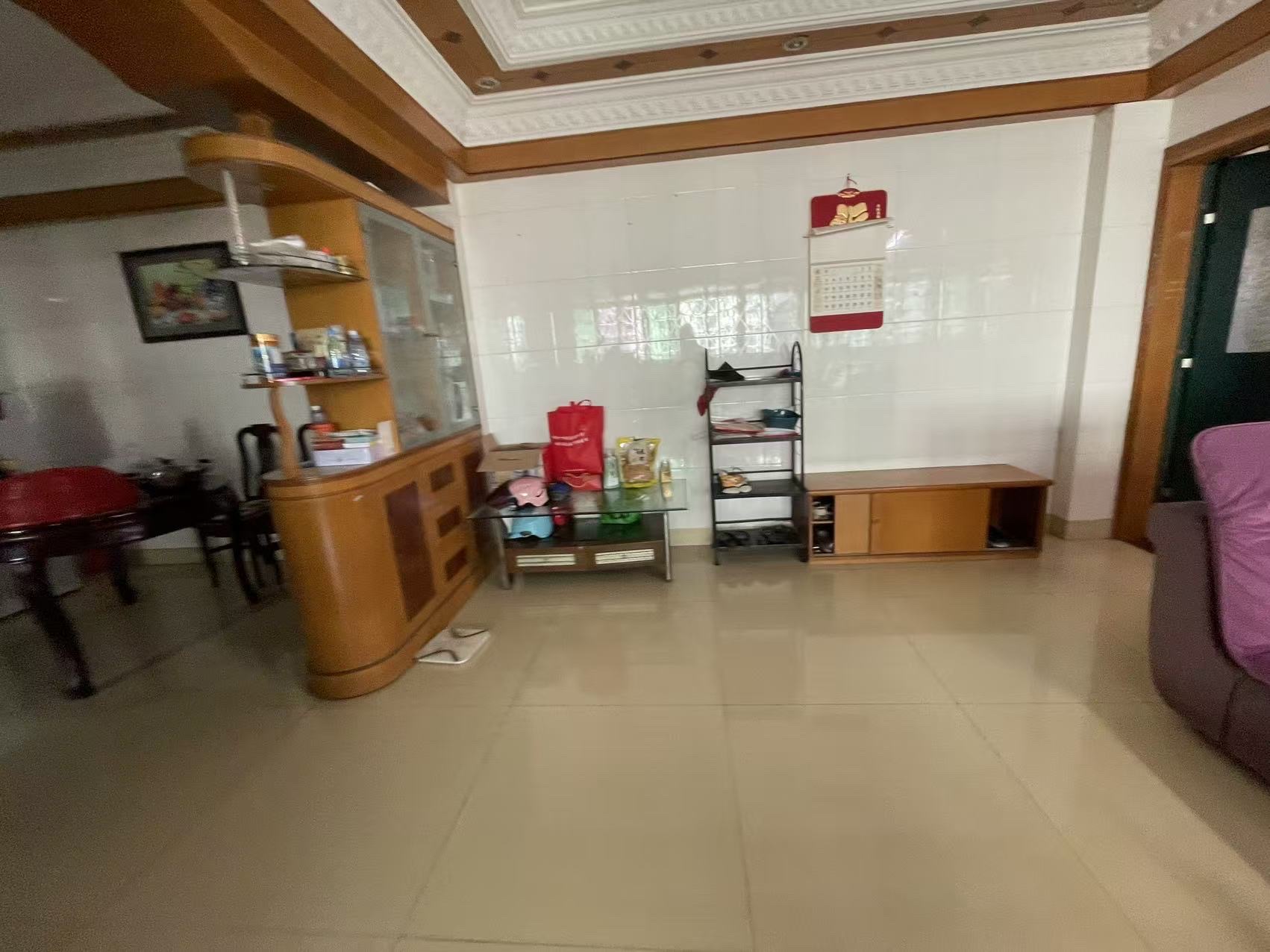 金城苑 3室2厅2卫 105.0万 金城苑 3室2厅2卫 105.0万客厅