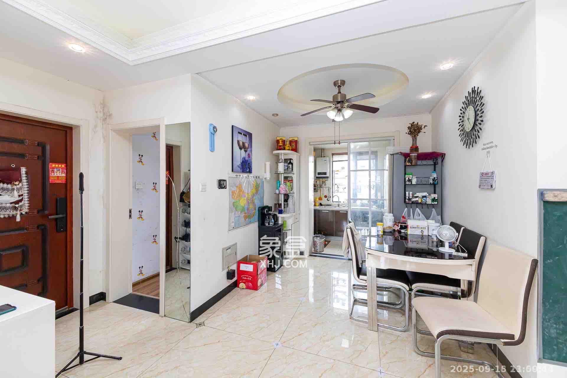 润和之悦（金泽园）  1室2厅1卫    2100.0元/月室内图