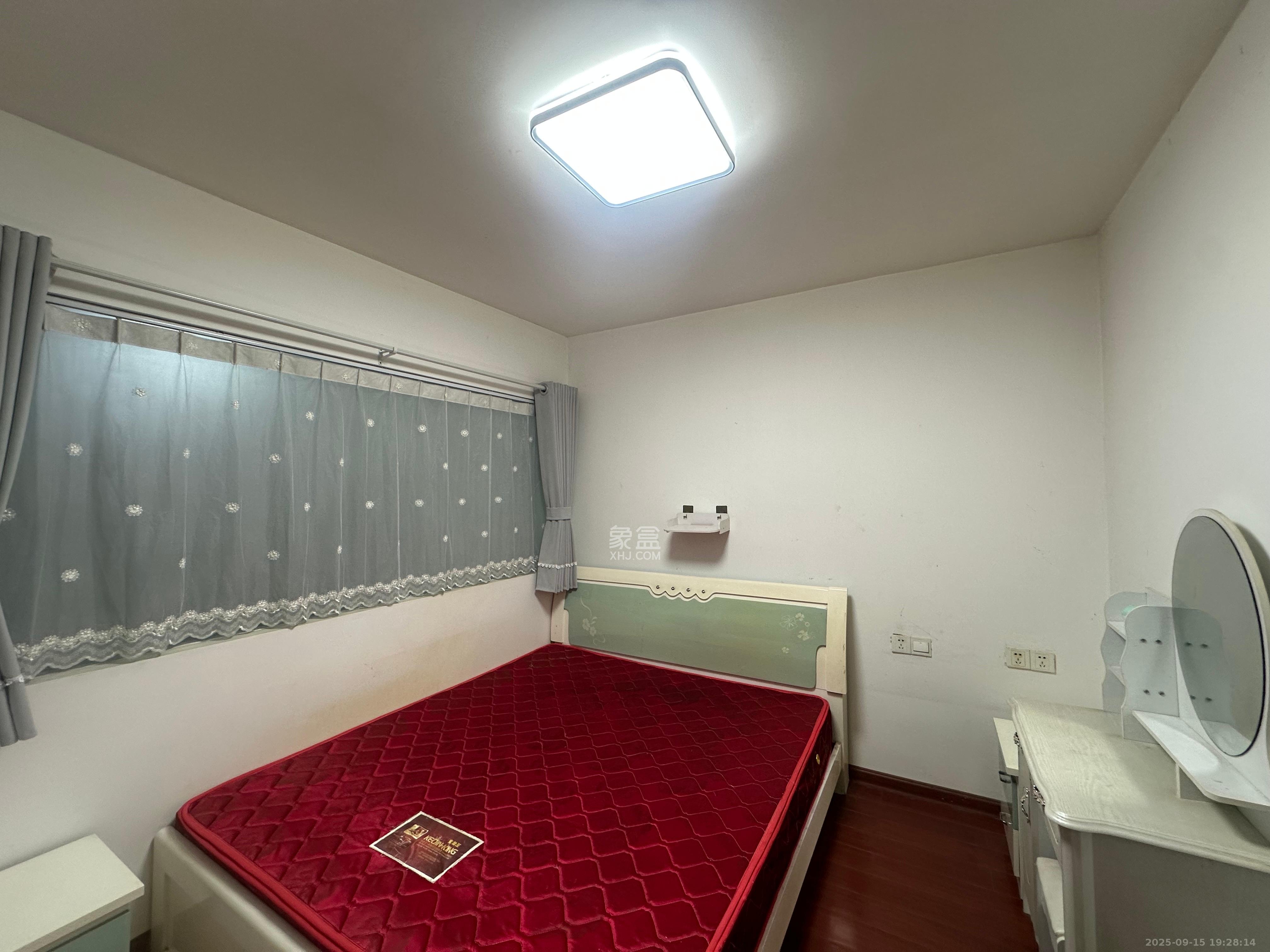 先锋东外滩 1室1厅1卫 1800.0元/月 先锋东外滩 1室1厅1卫 1800.0元/月室内图