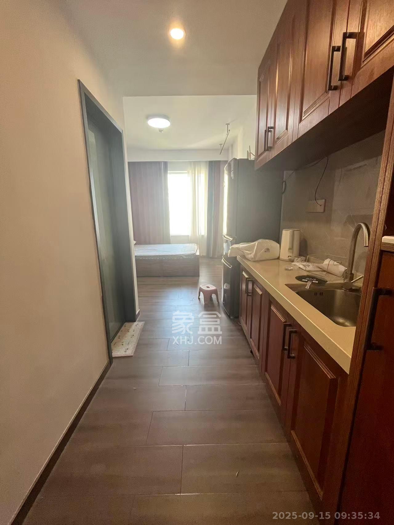 保利香槟国际 1室1厅1卫 900.0元/月 保利香槟国际 1室1厅1卫 900.0元/月室内图