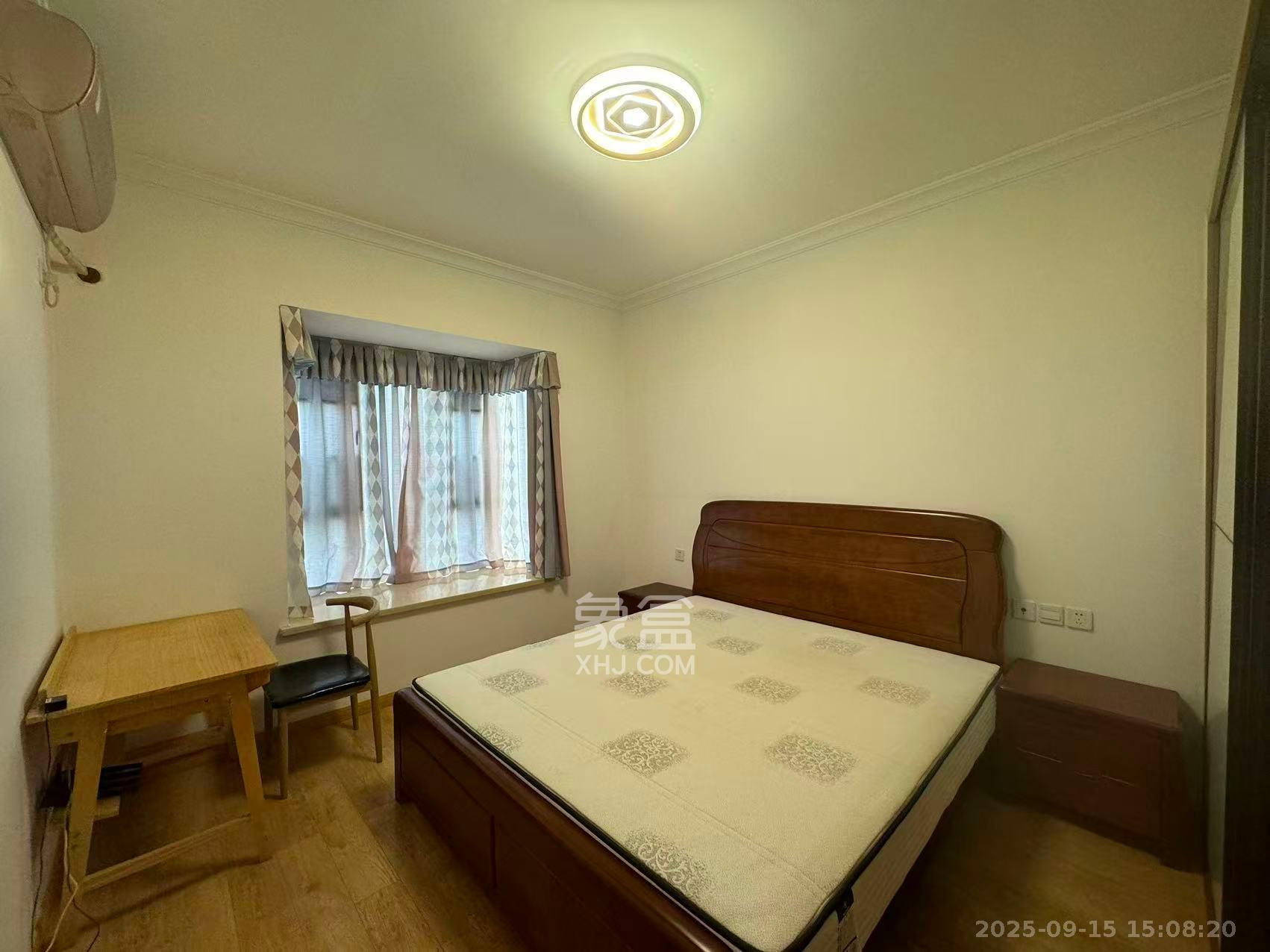 江山帝景哈佛  3室2厅1卫    2000.0元/月 江山帝景哈佛  3室2厅1卫    2000.0元/月室内图