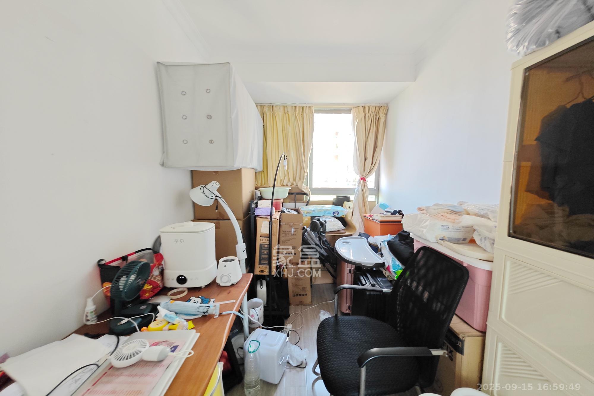 新城新世界一二三期  3室2厅1卫    86.0万卧室