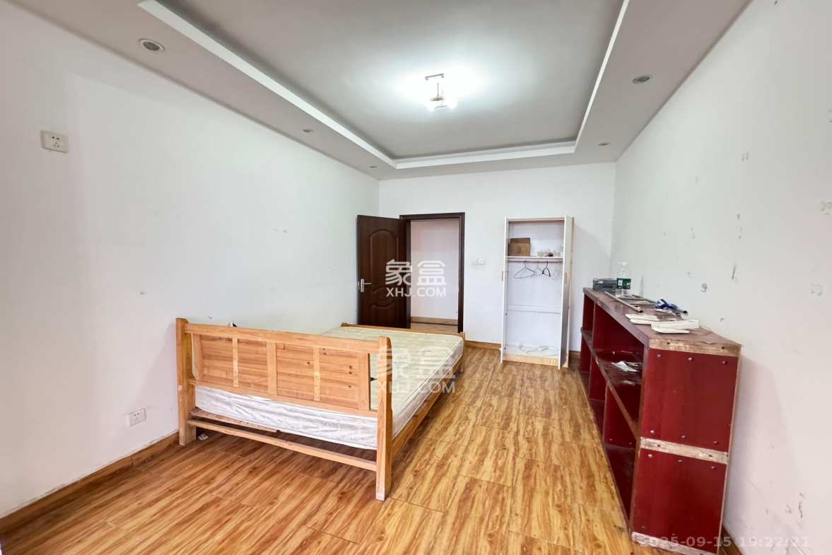 迎新佳苑  1室2厅2卫    3300.0元/月 迎新佳苑  1室2厅2卫    3300.0元/月室内图