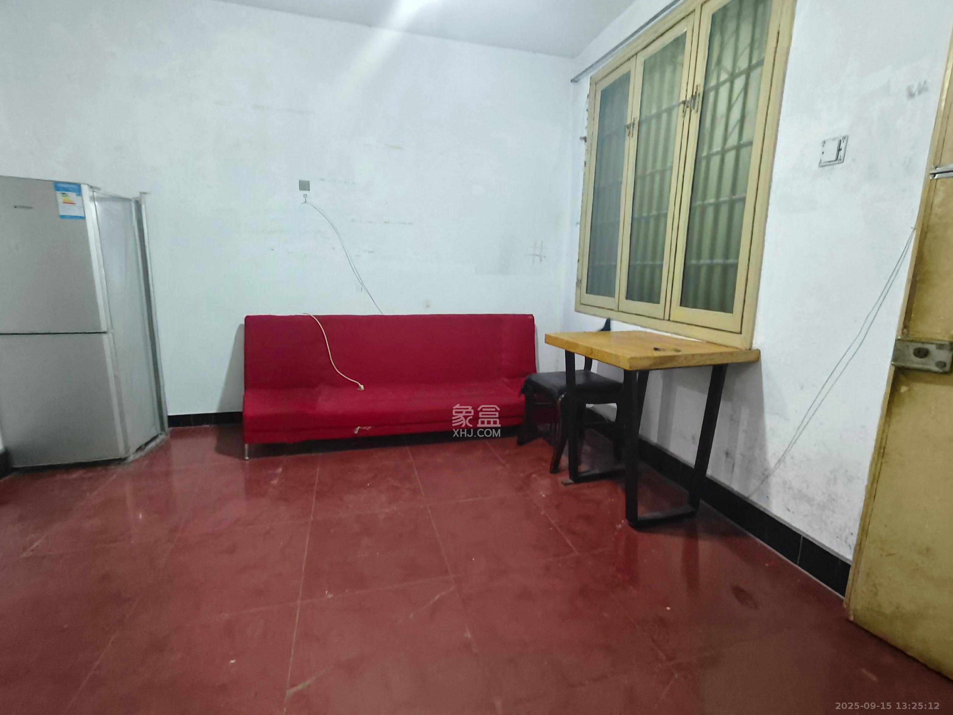 信达大厦 1室0厅0卫 1000.0元/月 信达大厦 1室0厅0卫 1000.0元/月室内图