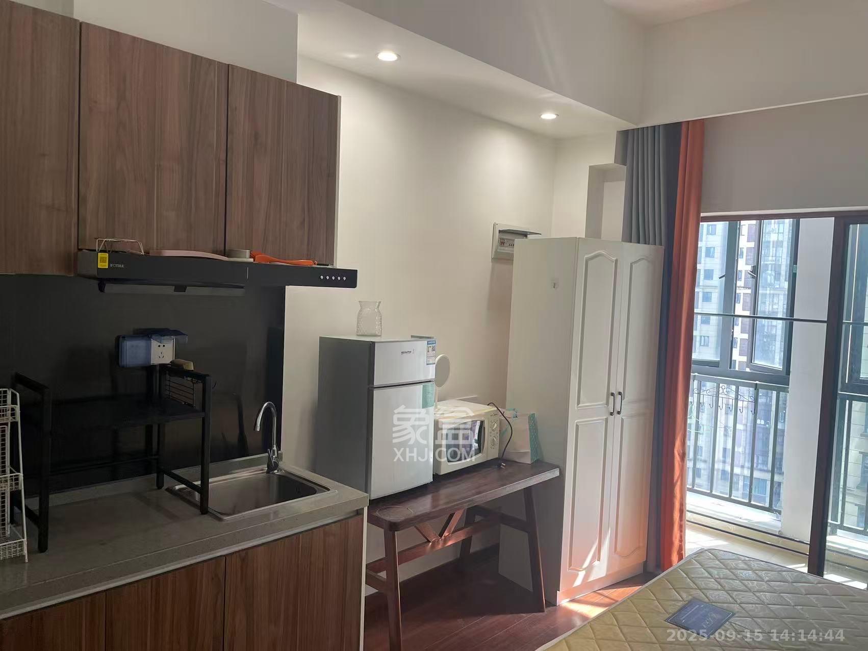 荣泰广场 1室0厅0卫 1230.0元/月 荣泰广场 1室0厅0卫 1230.0元/月室内图