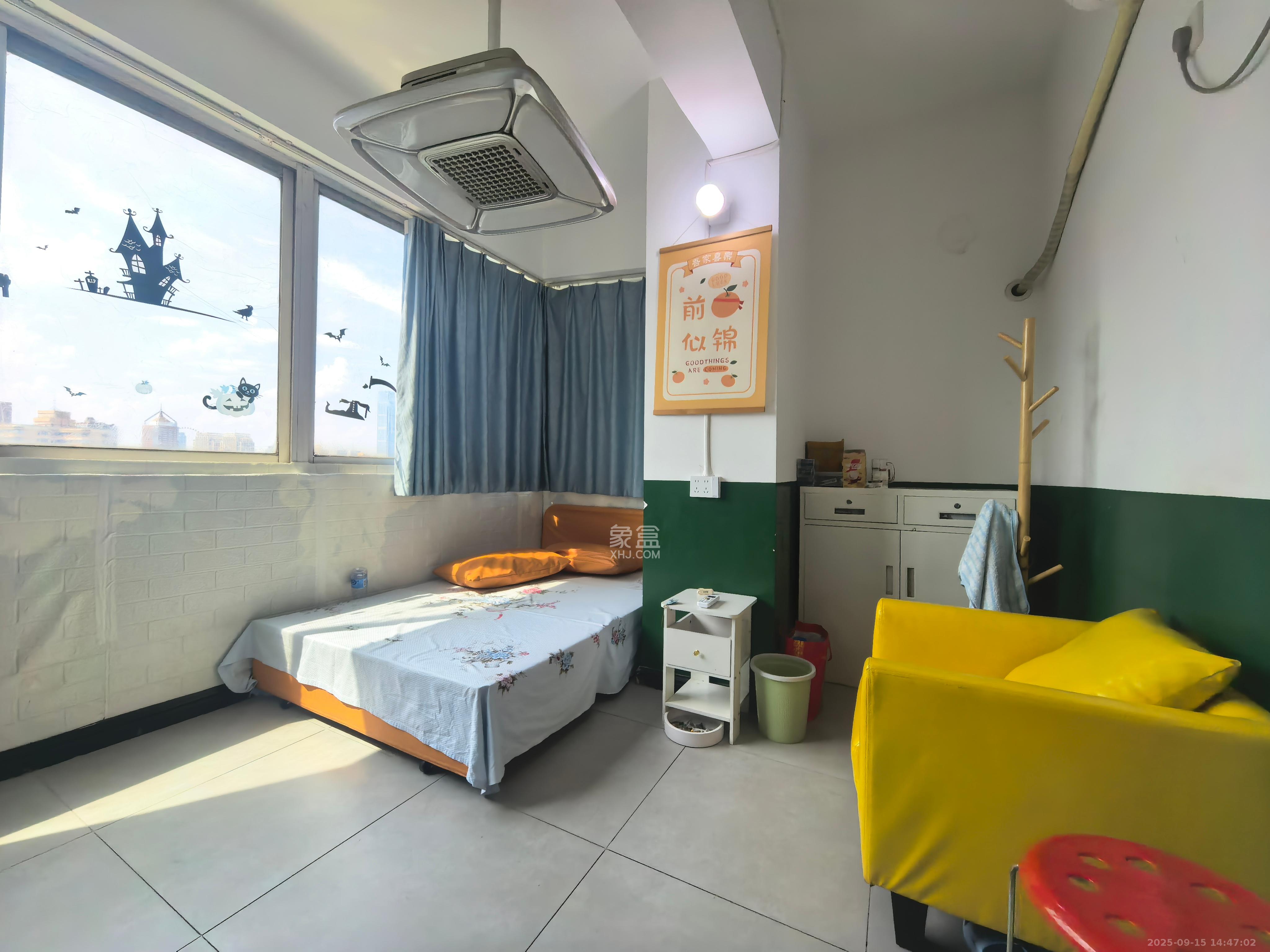 兴威名座 3室2厅1卫 4200.0元/月 兴威名座 3室2厅1卫 4200.0元/月室内图