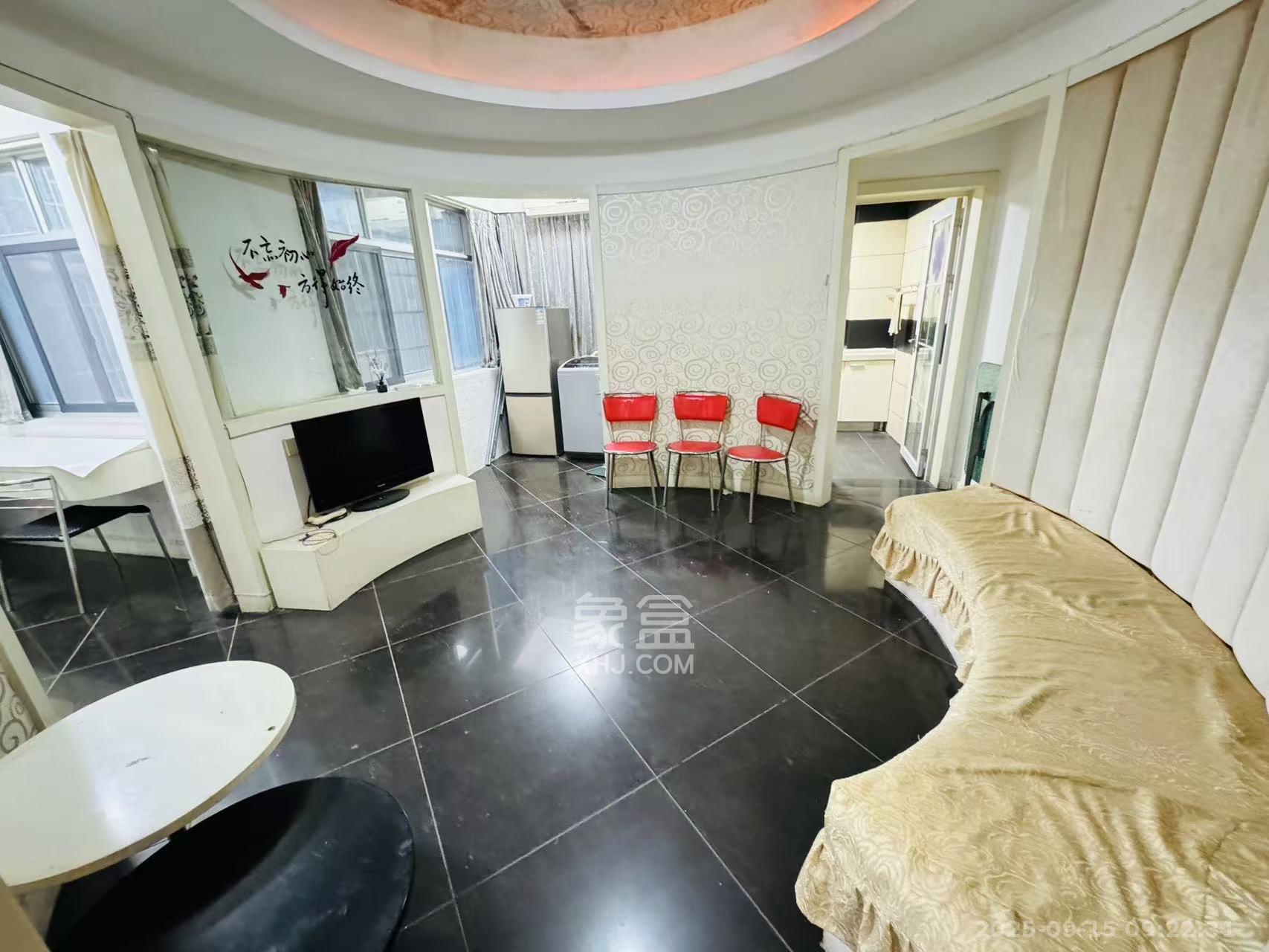 景泰雅苑(景江融城) 2室1厅1卫 1800.0元/月 景泰雅苑(景江融城) 2室1厅1卫 1800.0元/月室内图