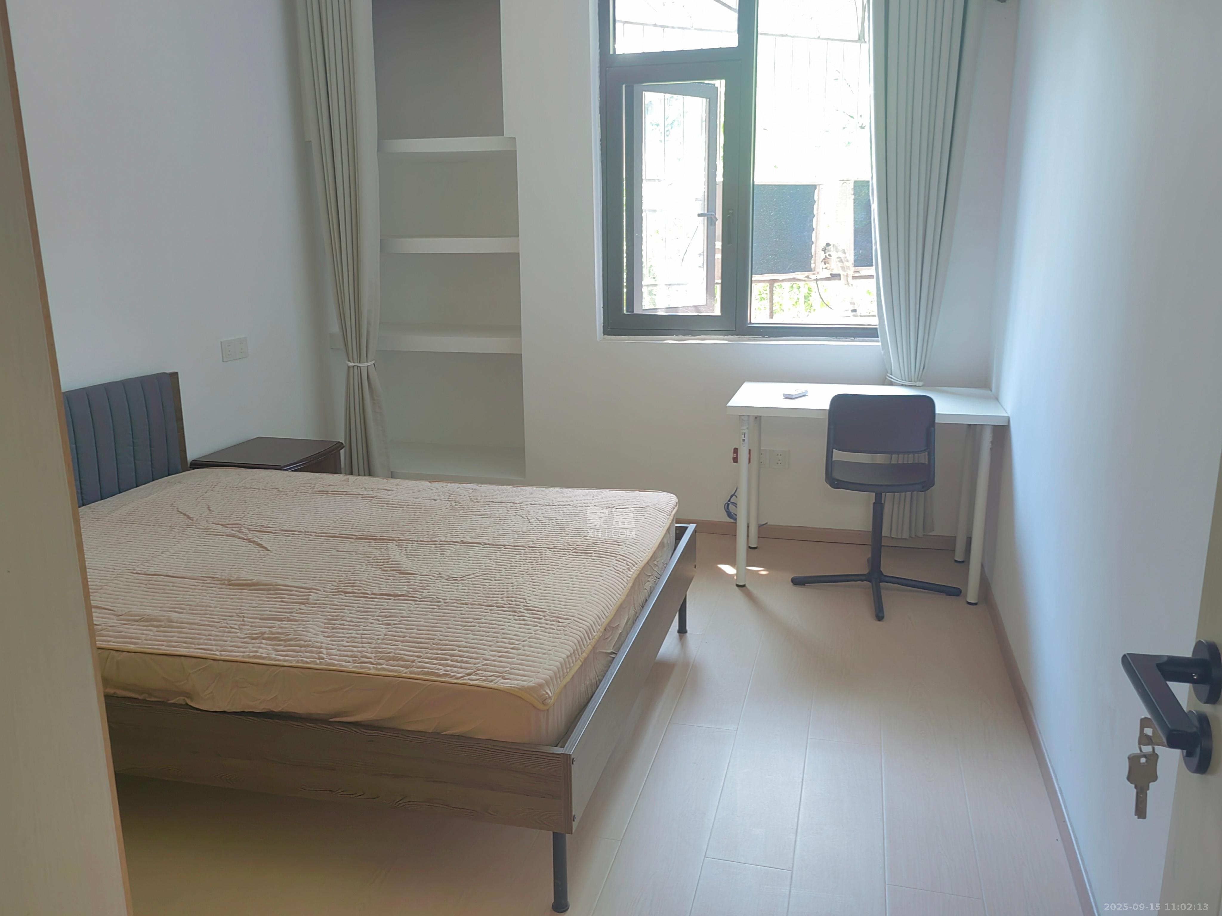 省公路局宿舍  2室1厅1卫    2300.0元/月室内图