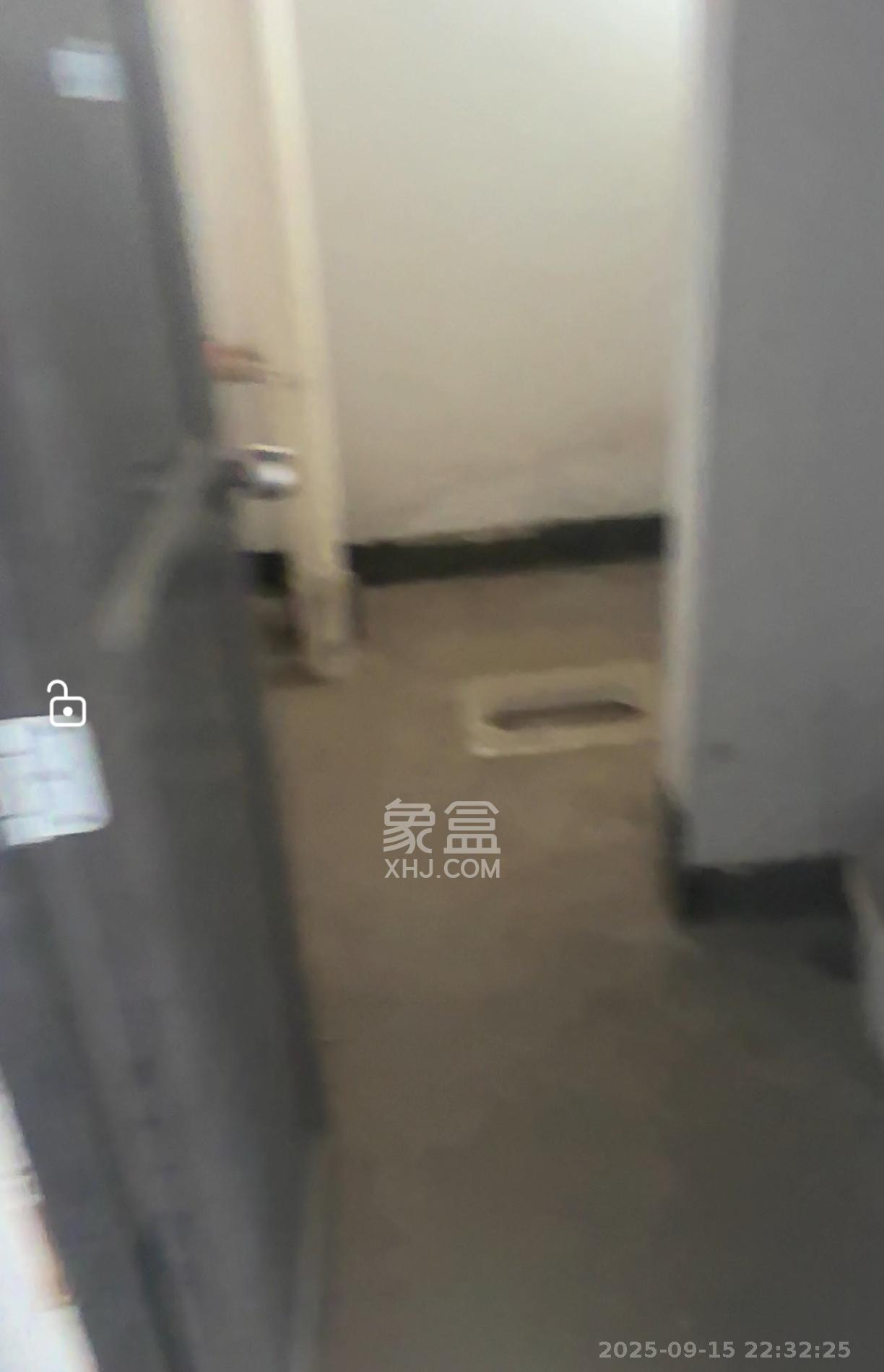 上海城小区  3室2厅2卫    800.0元/月室内图