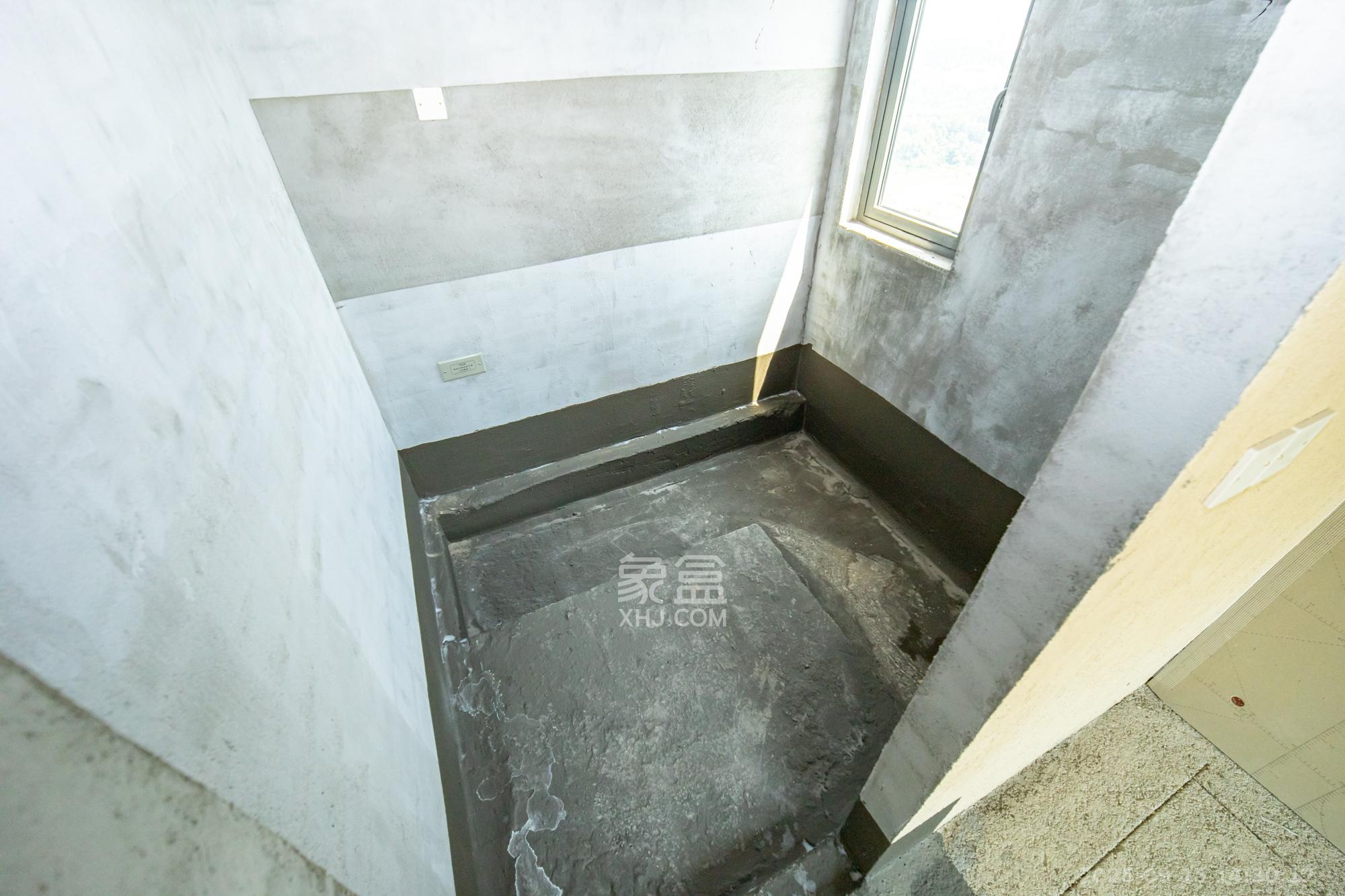 保利和光尘樾  4室2厅2卫    142.0万卫生间