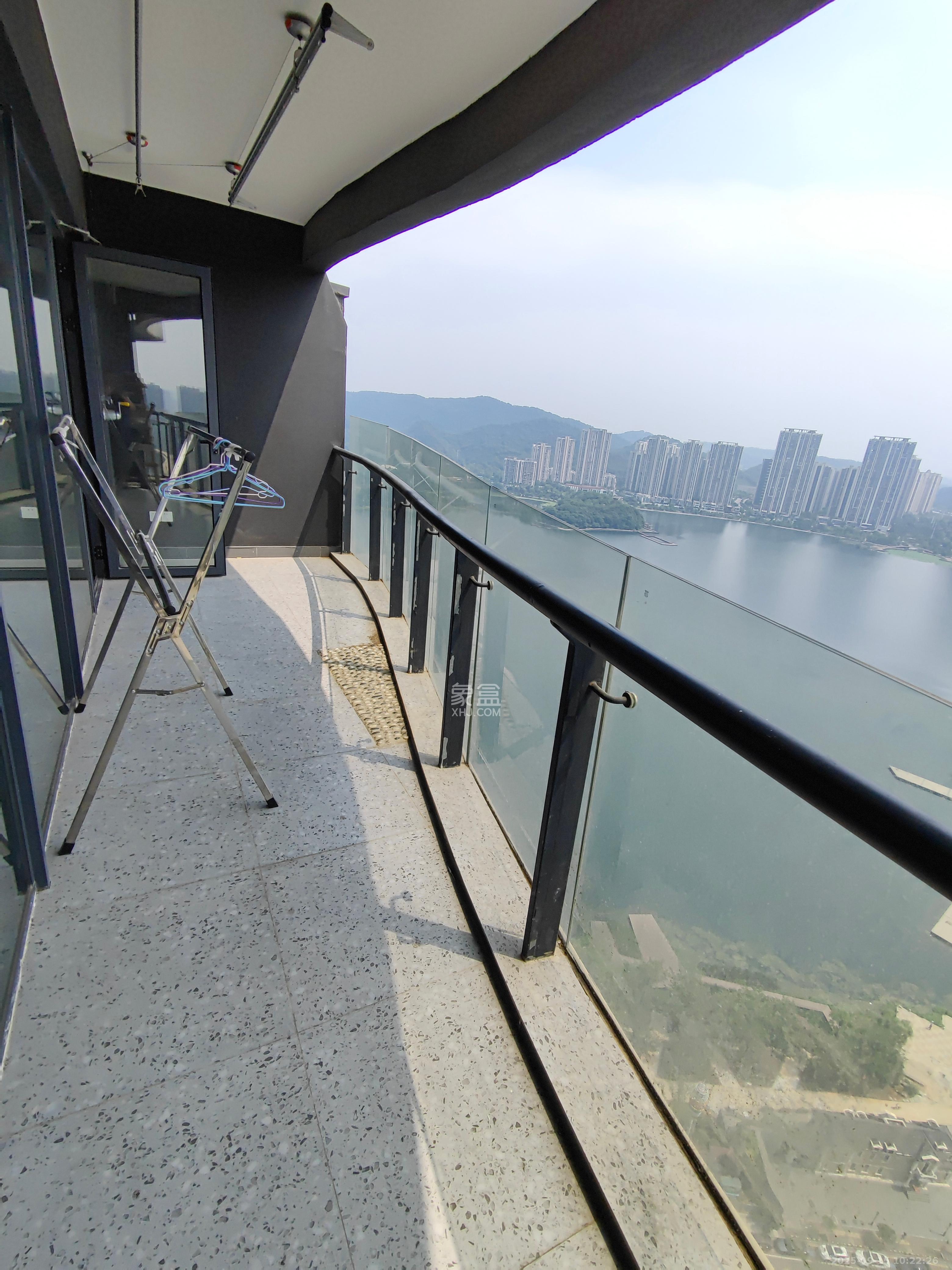 天祥水晶湾 4室2厅2卫 5000.0元/月 天祥水晶湾 4室2厅2卫 5000.0元/月室内图