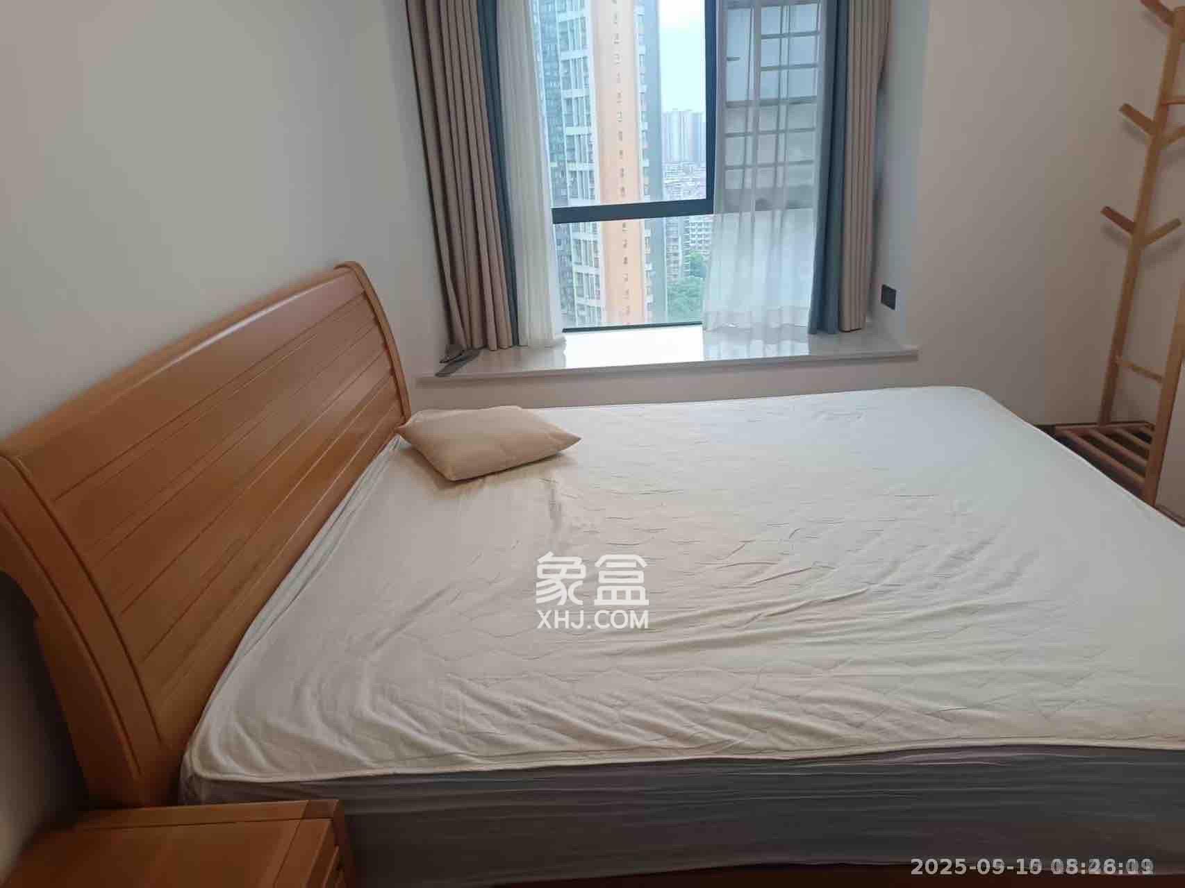 桃花嘉园 3室2厅2卫 2400.0元/月 桃花嘉园 3室2厅2卫 2400.0元/月室内图